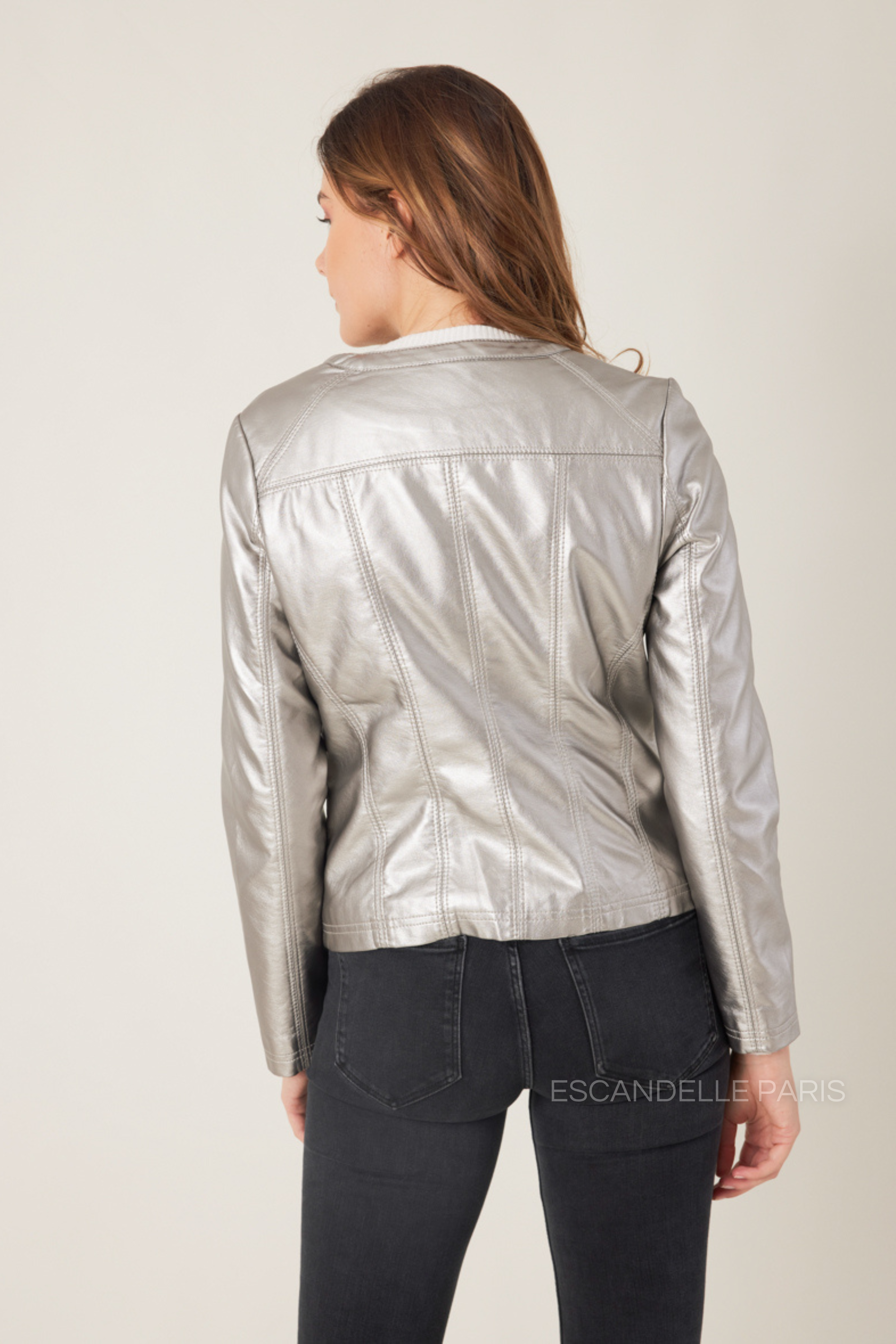 RHÉA - Chaqueta de piel sintética con cuello redondo