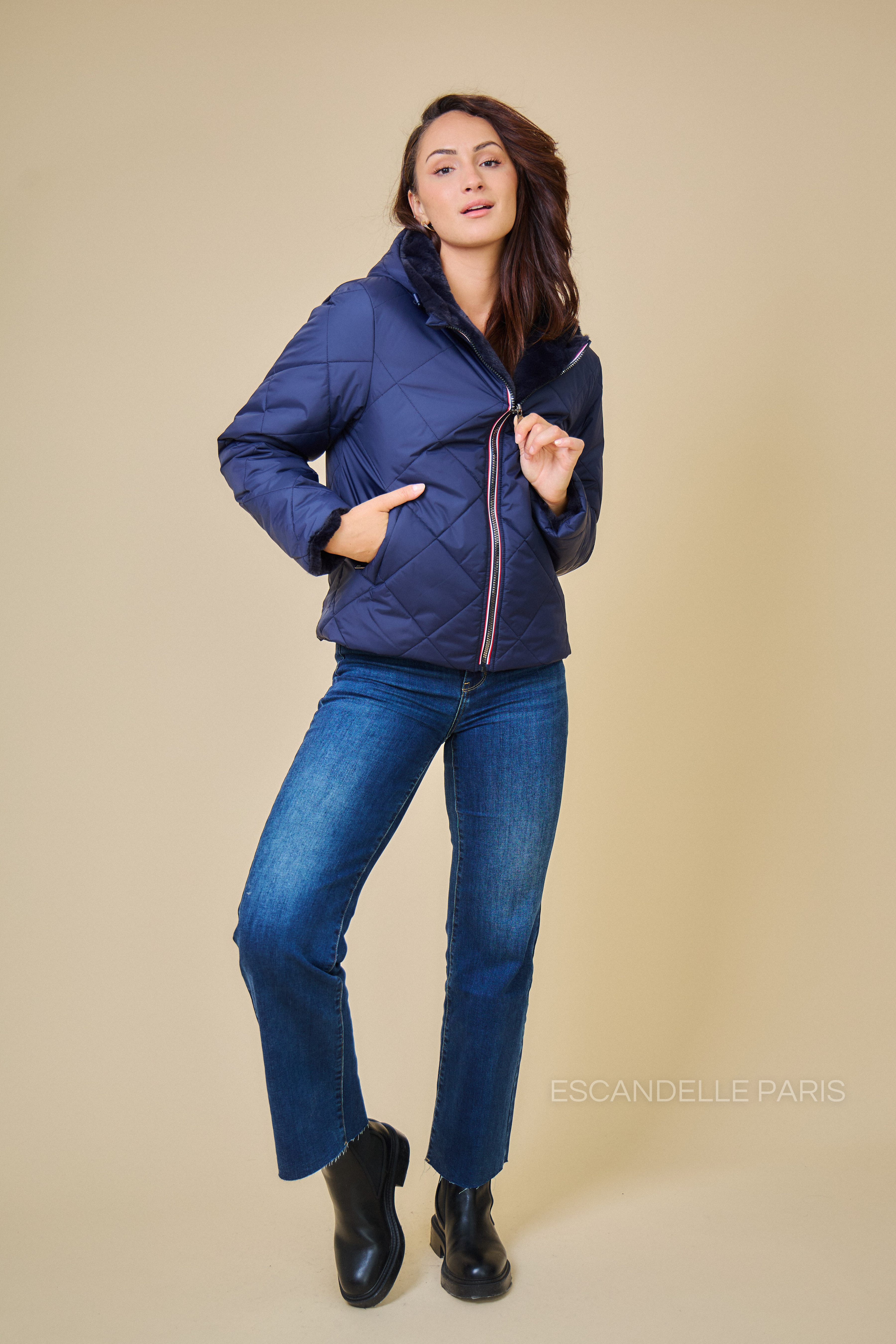 Parka JUDY Escandelle – parka réversible femme, marine et intérieur fourré marine.
#couleur_marine