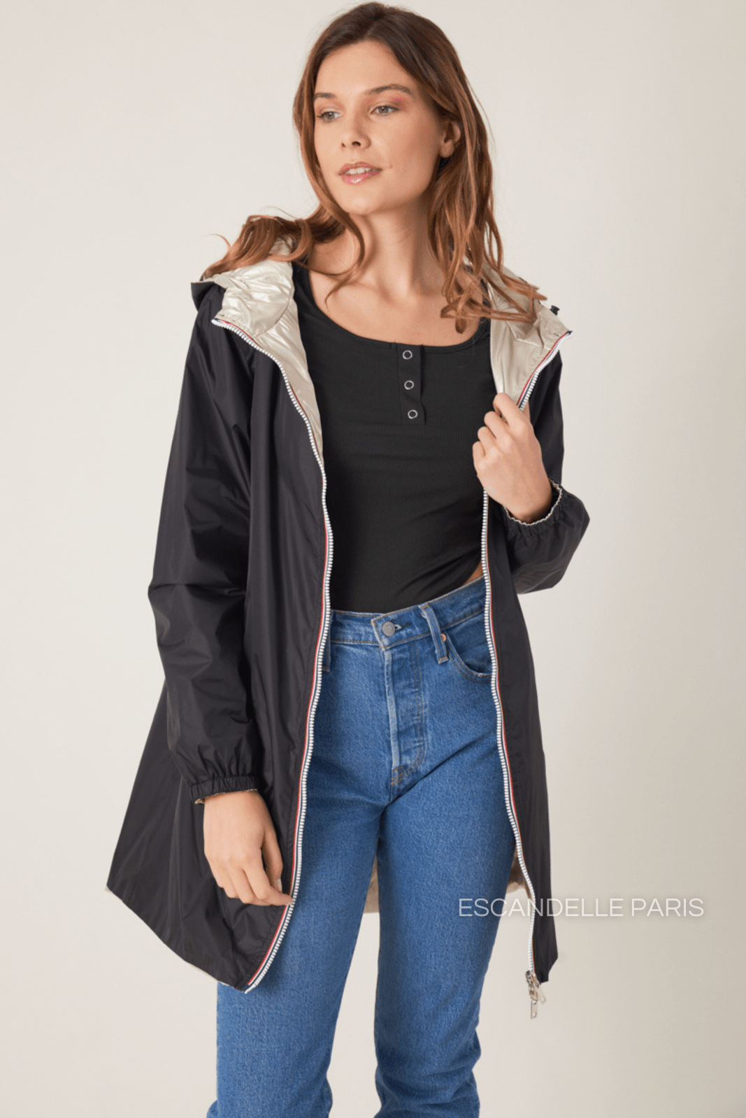 PARIS - Parka Noir - Escandelle (Vue de face - portrait - parka imperméable réversible noir)
#couleur_noir