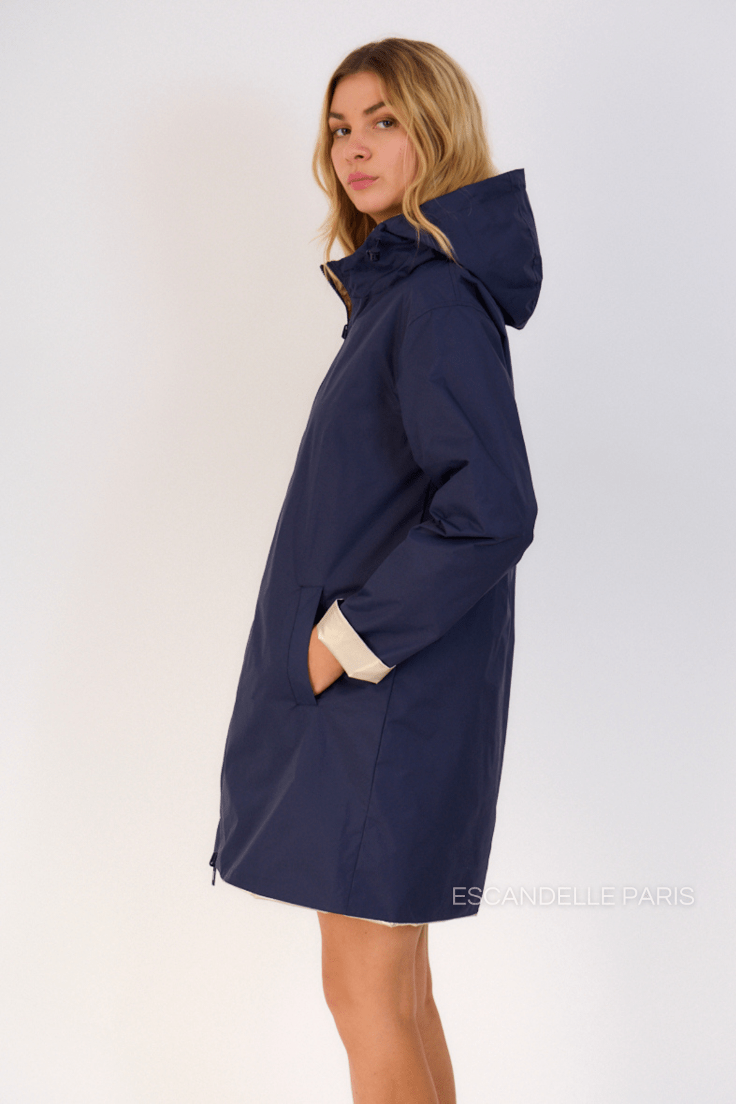 JUNE - Parka Marine - Escandelle (Vue de profil gauche)
#couleur_navy