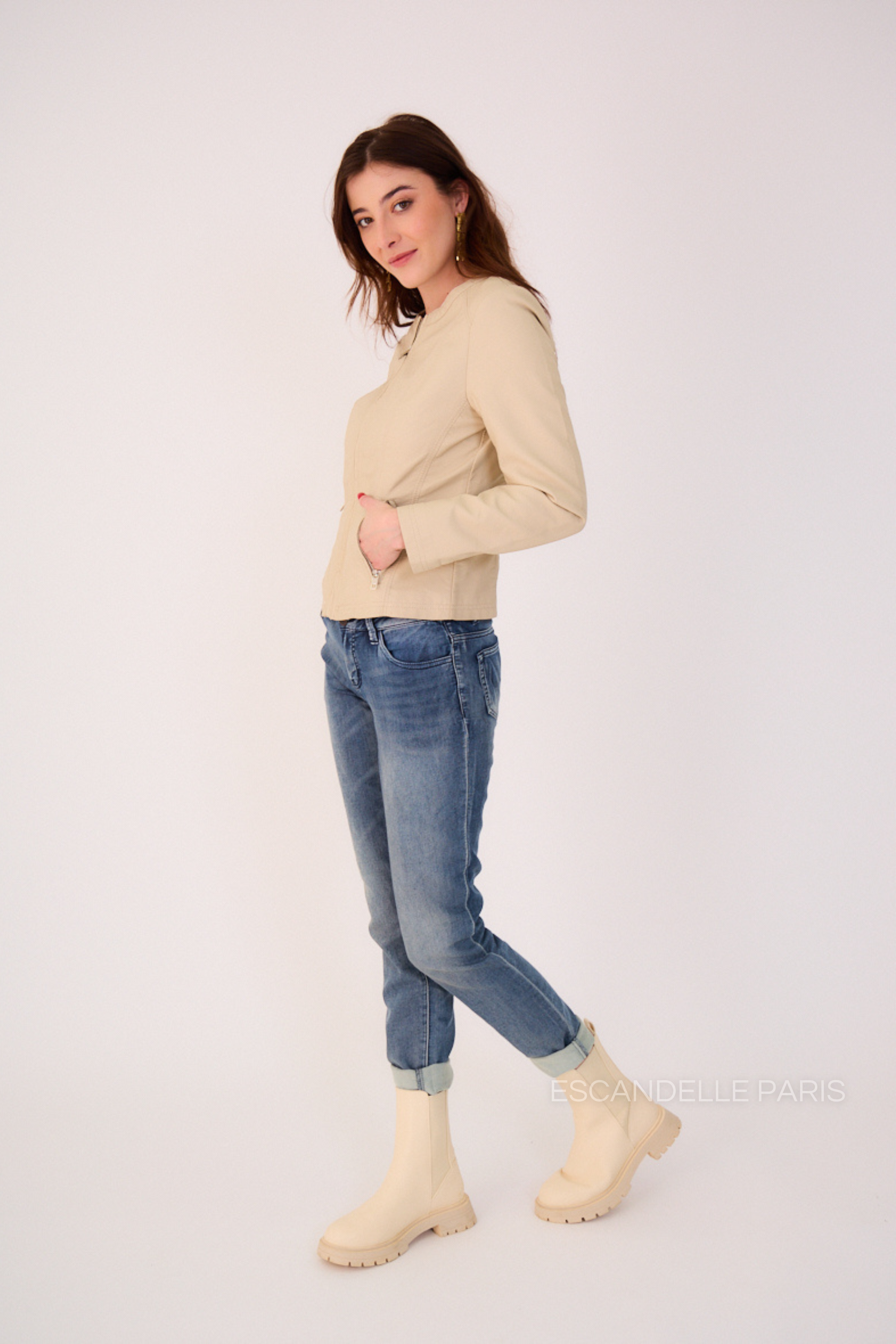 RHÉA - Chaqueta de piel sintética con cuello redondo