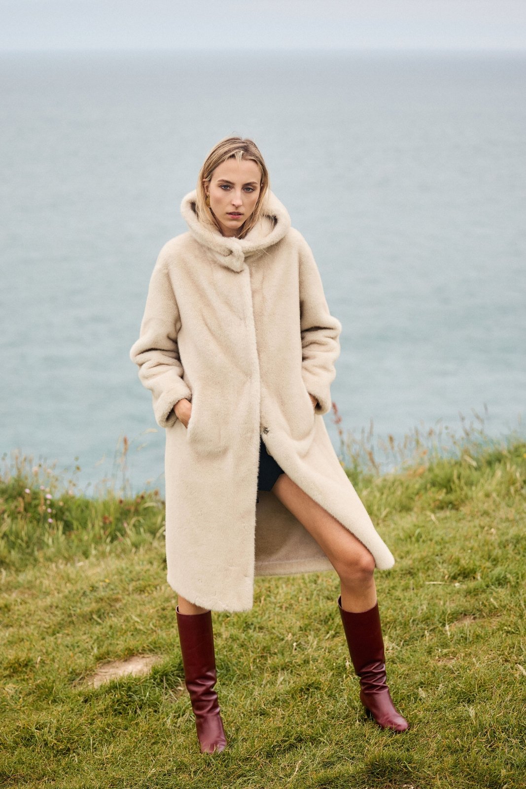 CLEO - Manteau Écru - Escandelle (Vue de face - portrait)
#couleur_écru