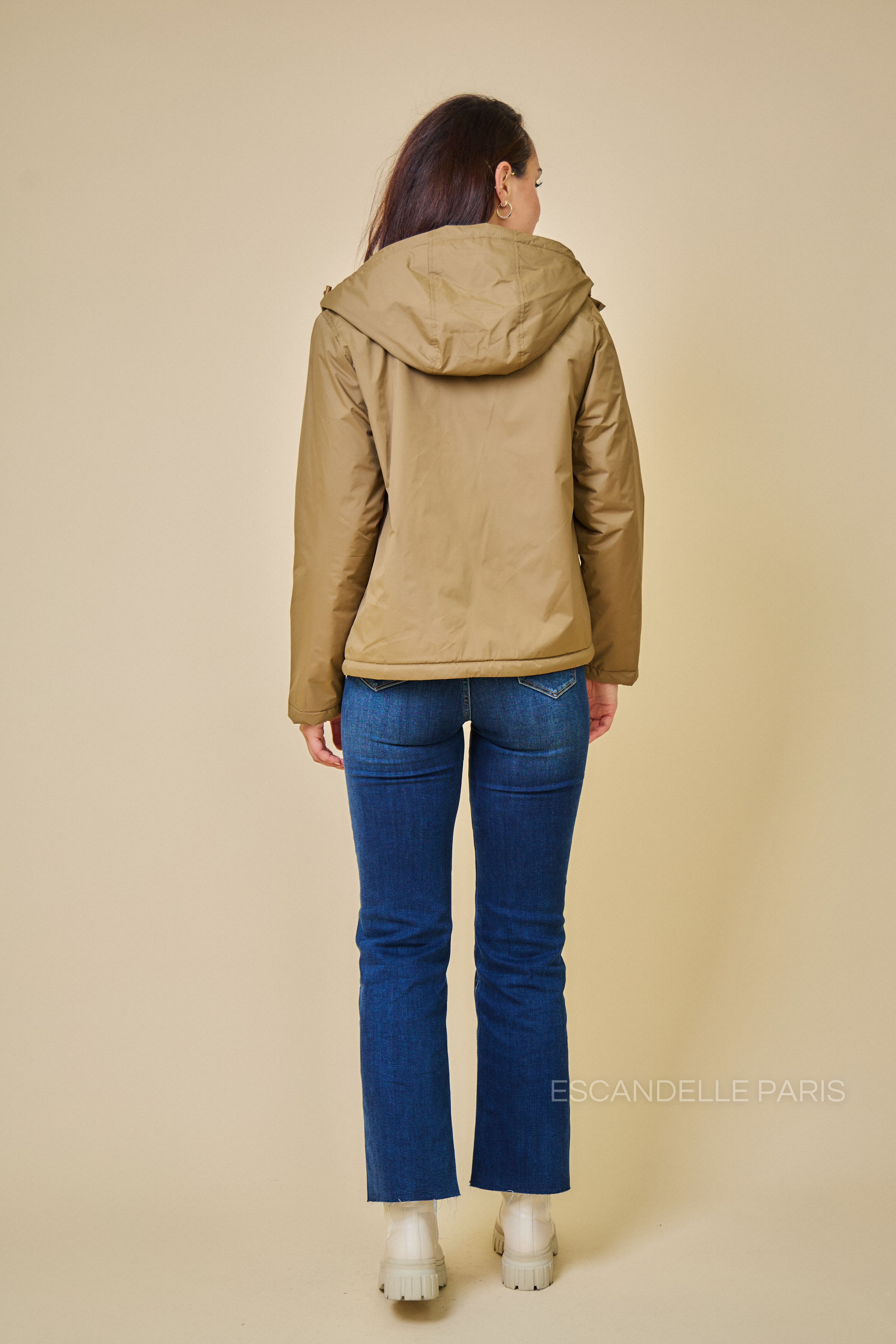 #couleur_taupe