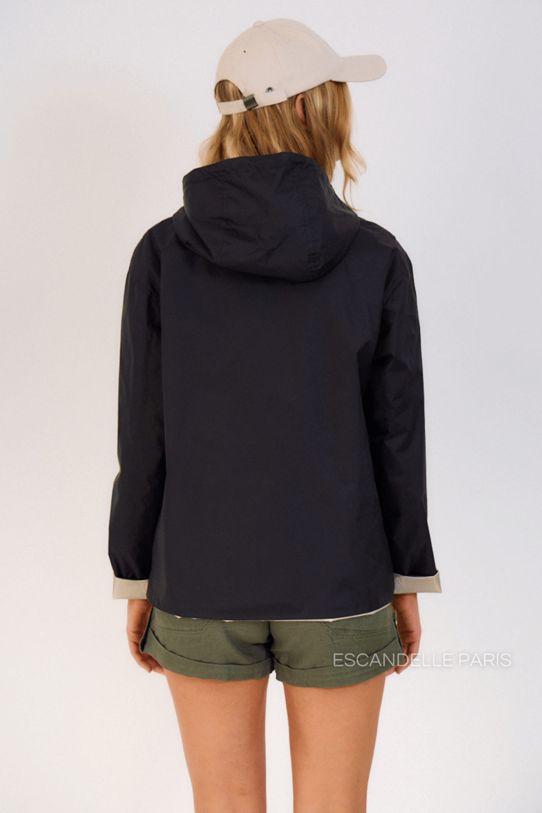 APRIL - Parka Noir - Escandelle (Vue de dos)
#couleur_noir