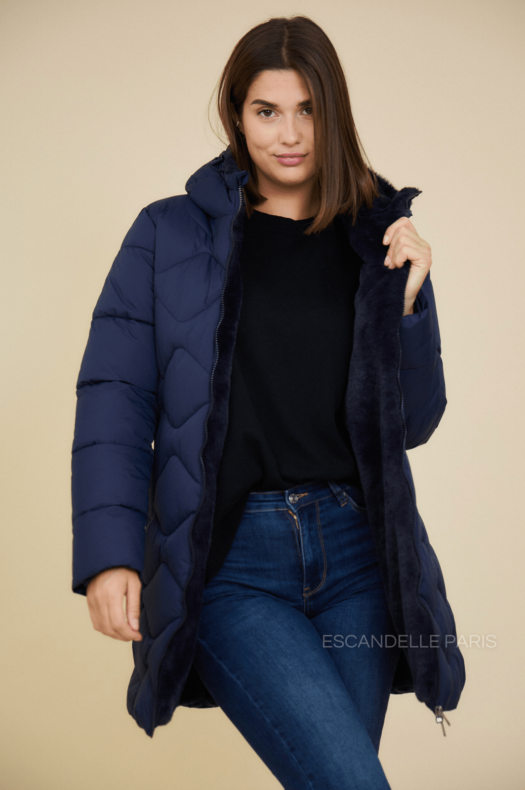 BILLIE - Doudoune Marine - Escandelle (Vue de face - portrait)
#couleur_navy