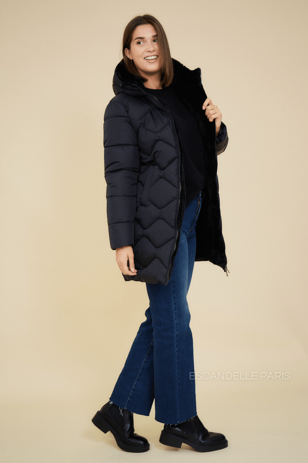 BILLIE - Doudoune Noir - Escandelle (Vue de profil droit)
#couleur_noir