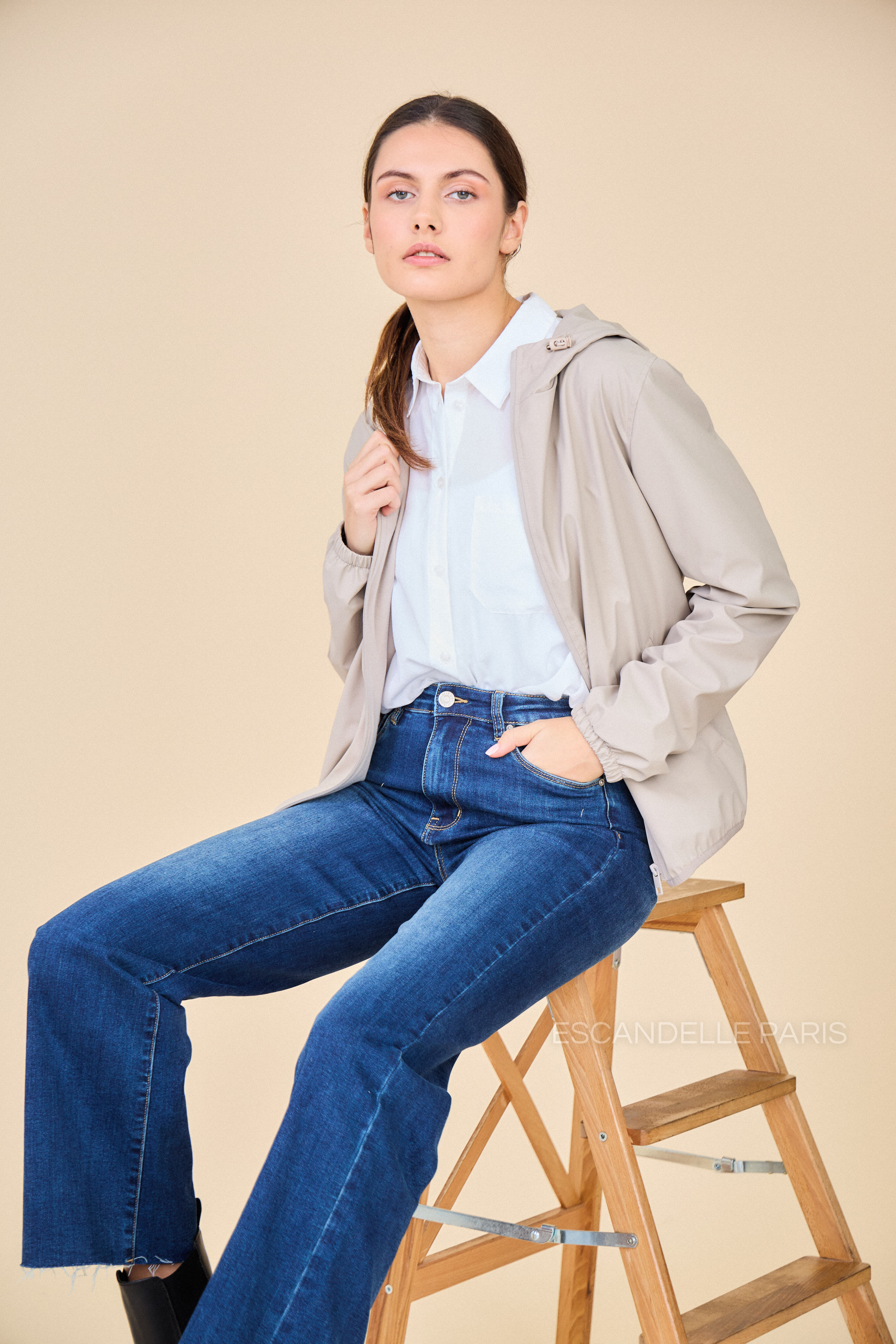 Imperméable court LÉONIE beige doublure polaire
#couleur_beige