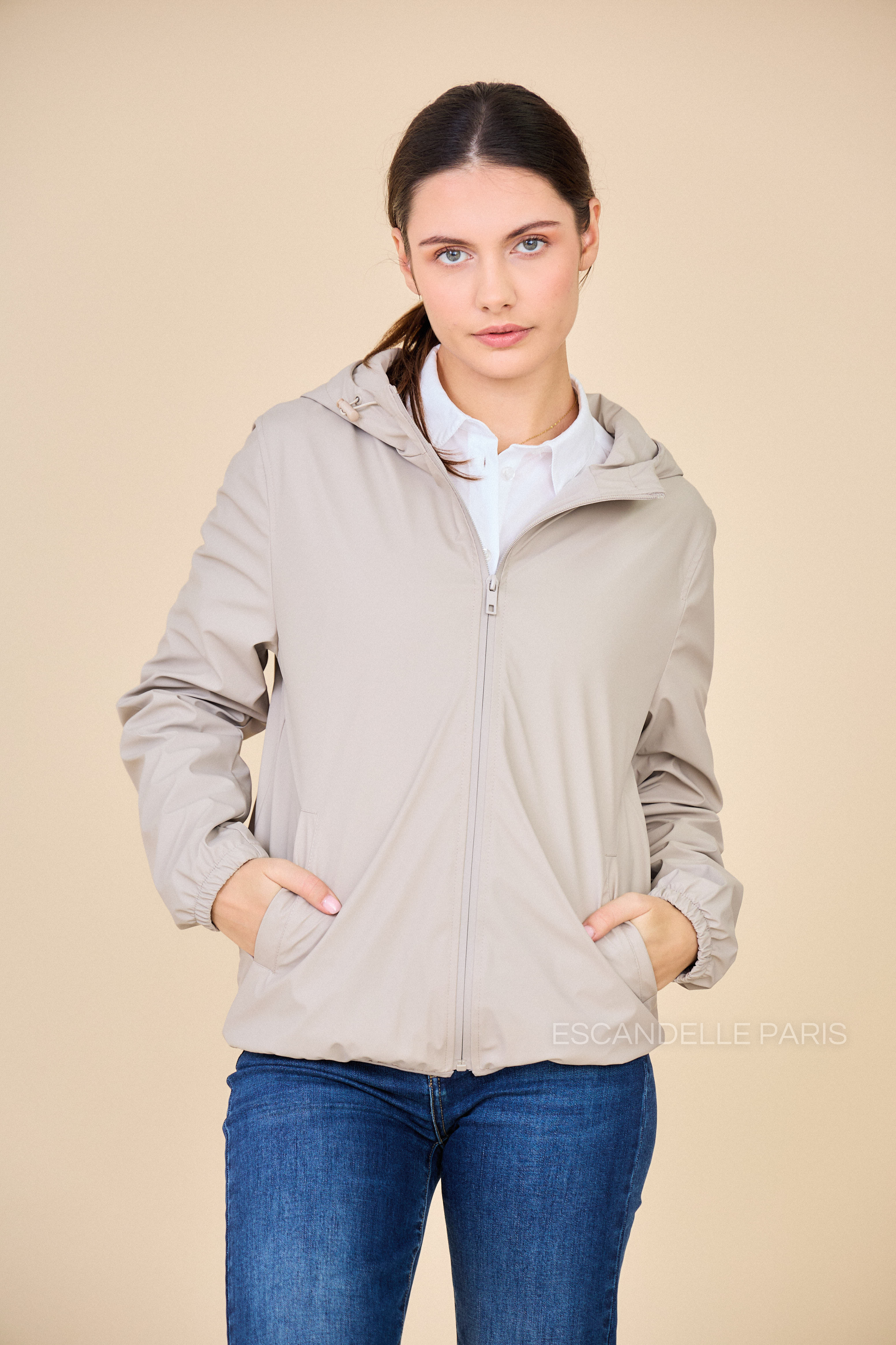 Imperméable court LÉONIE beige doublure polaire
#couleur_beige