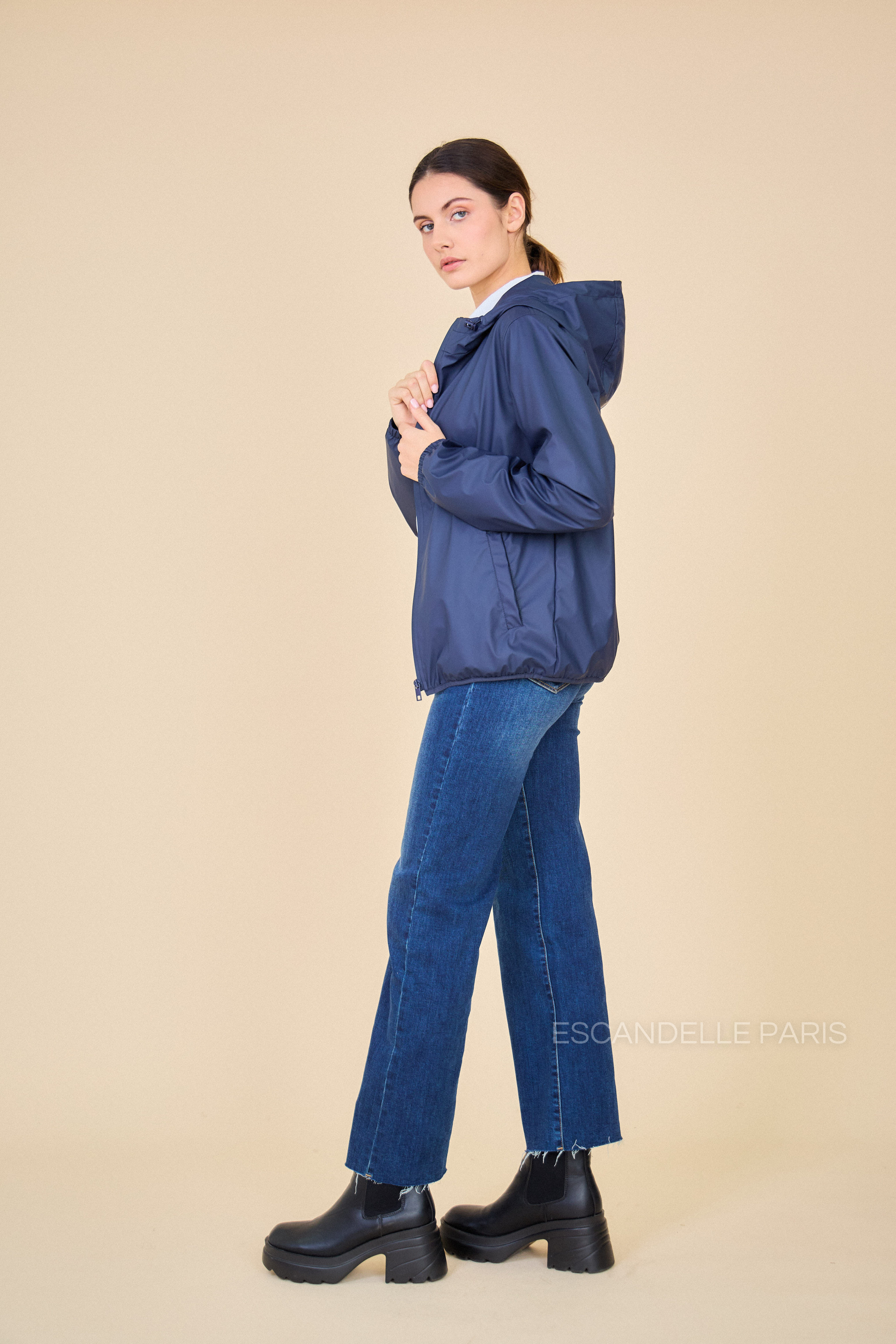 Imperméable court LÉONIE marine doublure polaire
#couleur_marine