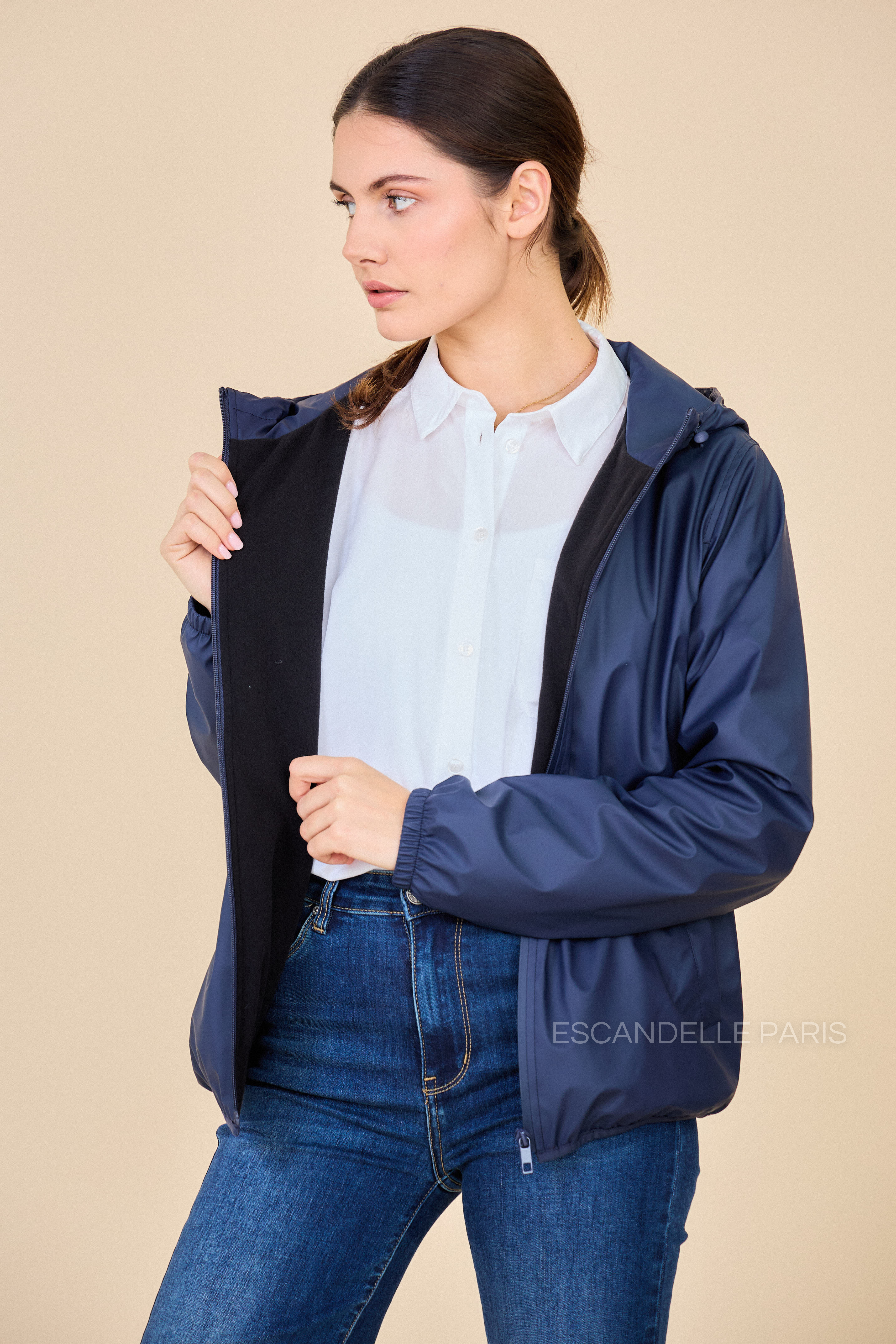 Imperméable court LÉONIE marine doublure polaire
#couleur_marine