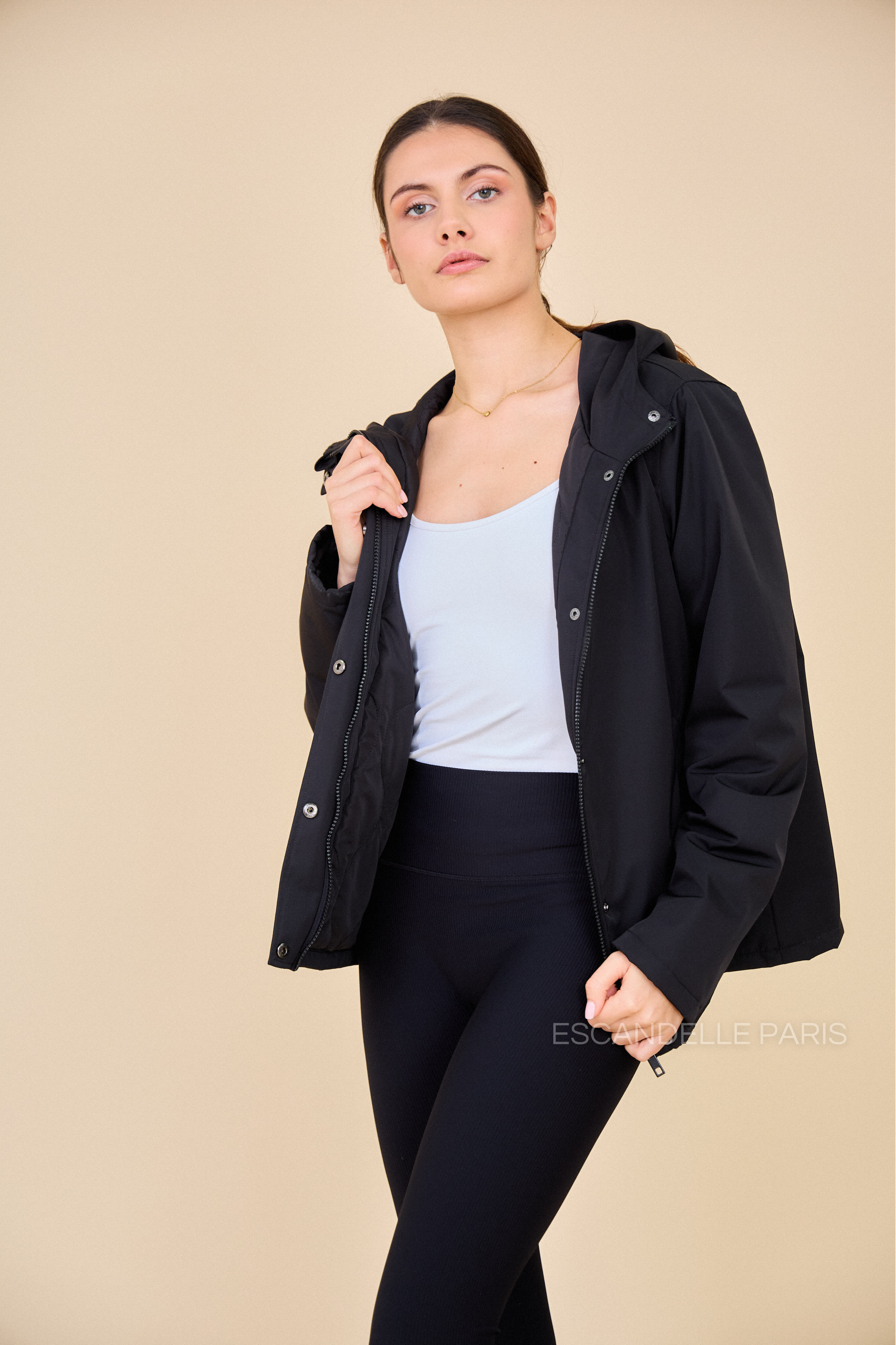 Gabardine noir doublée ADÈLE courte et imperméable
#couleur_noir