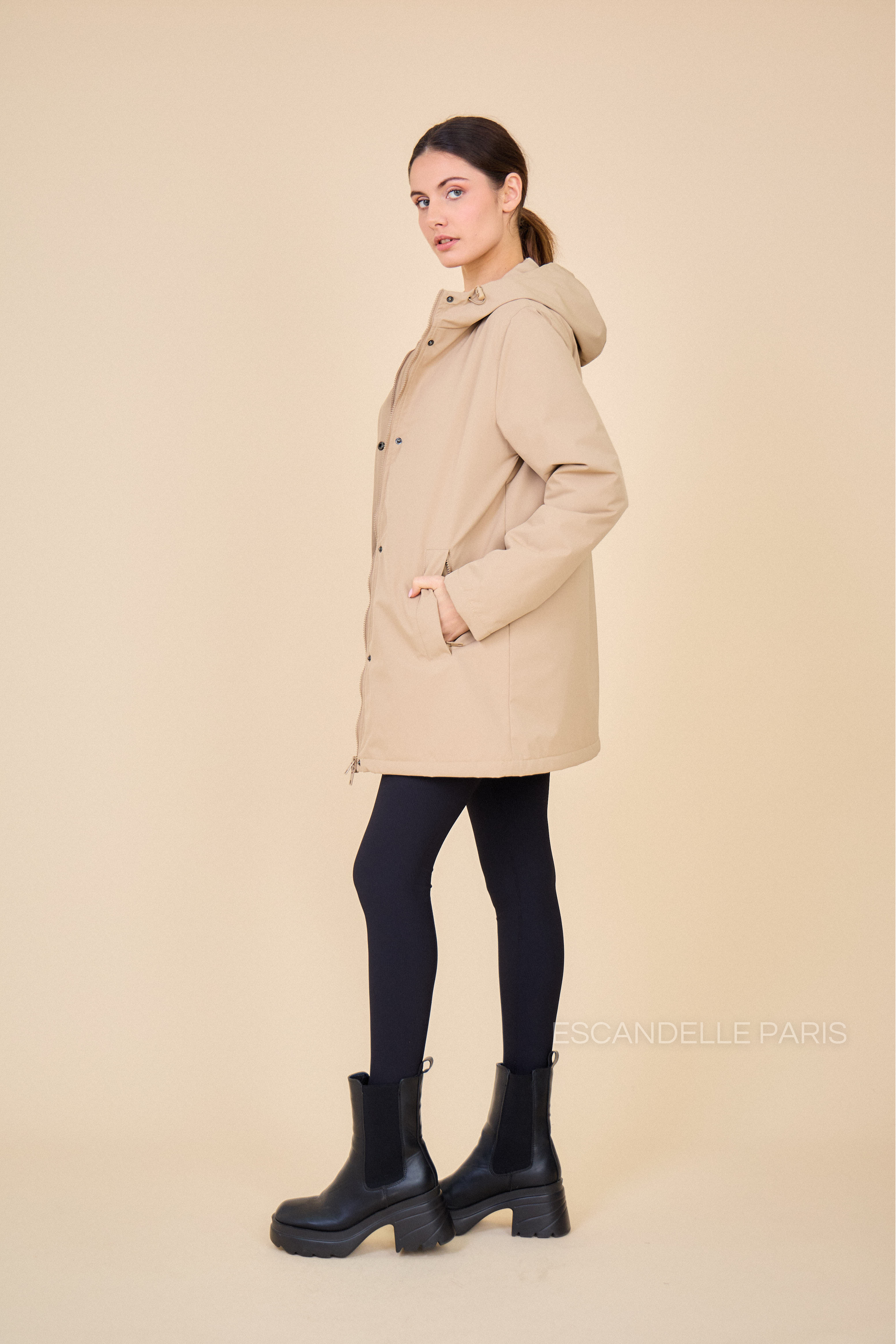 Gabardine INES beige doublée mi-longue imperméable, intérieur matelassé
#couleur_beige