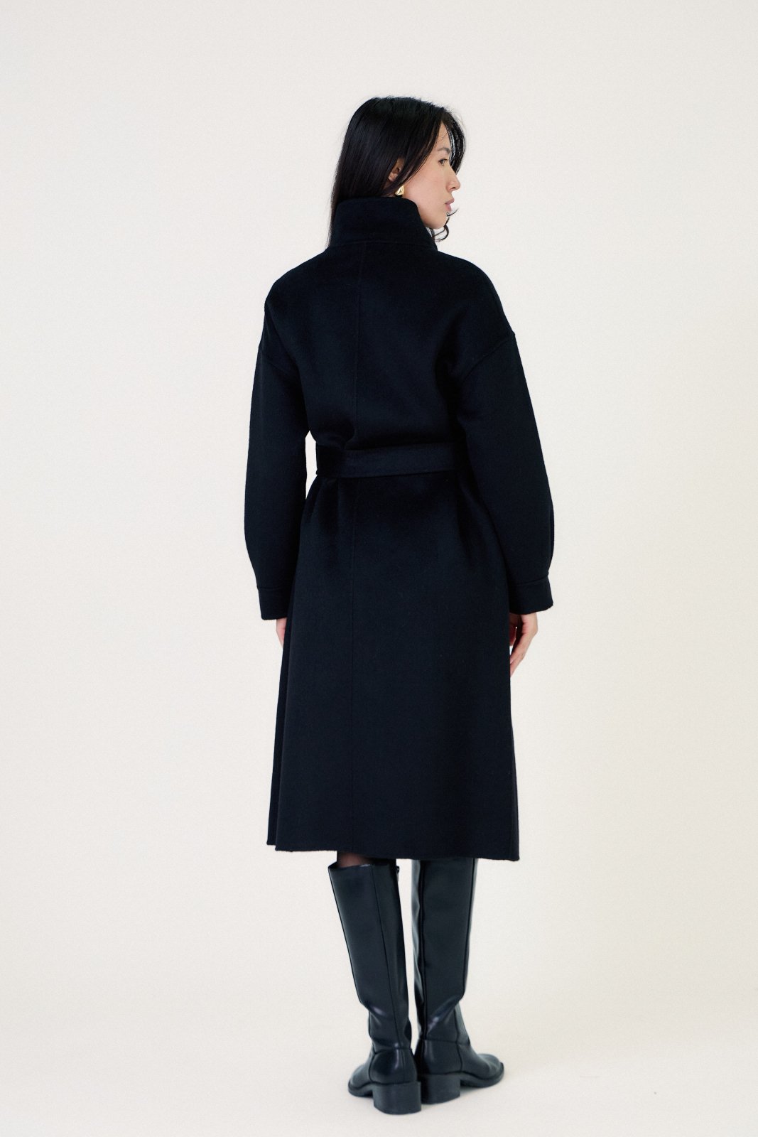 DAHLIA - Manteau Noir - Escandelle (Vue de dos)
#couleur_noir
