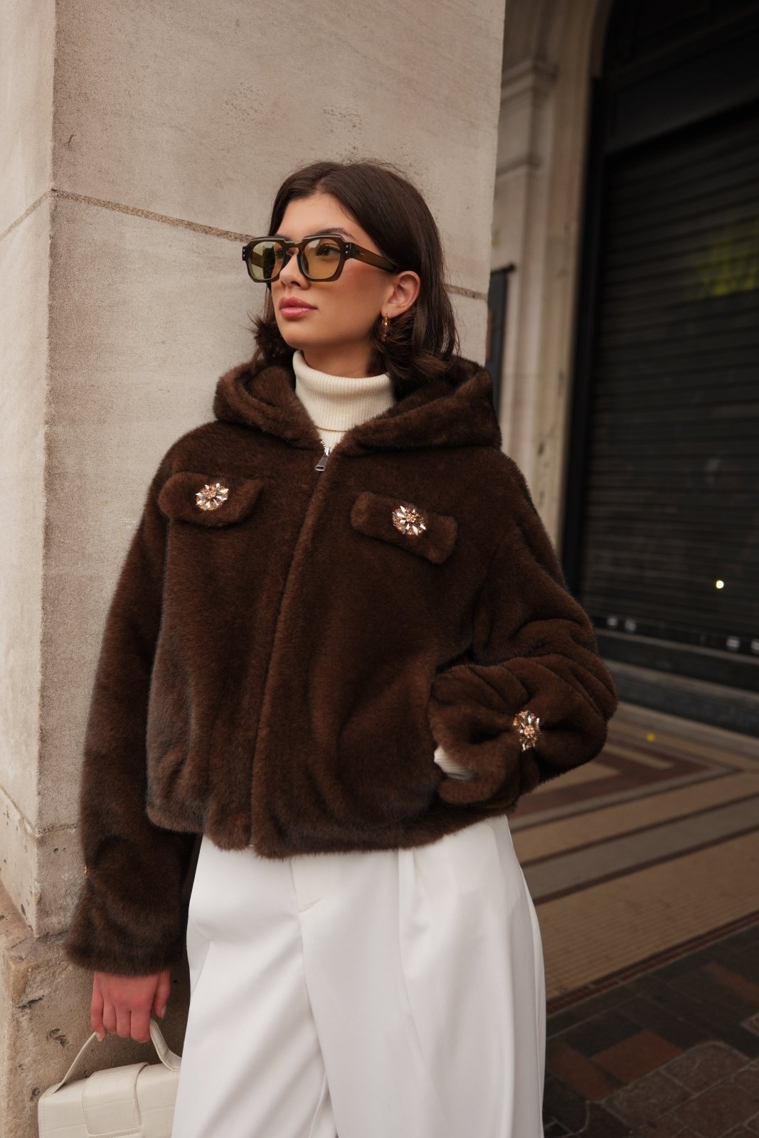 ZARIAH - Manteau Choco - Escandelle (Vue de face - portrait)
#couleur_choco