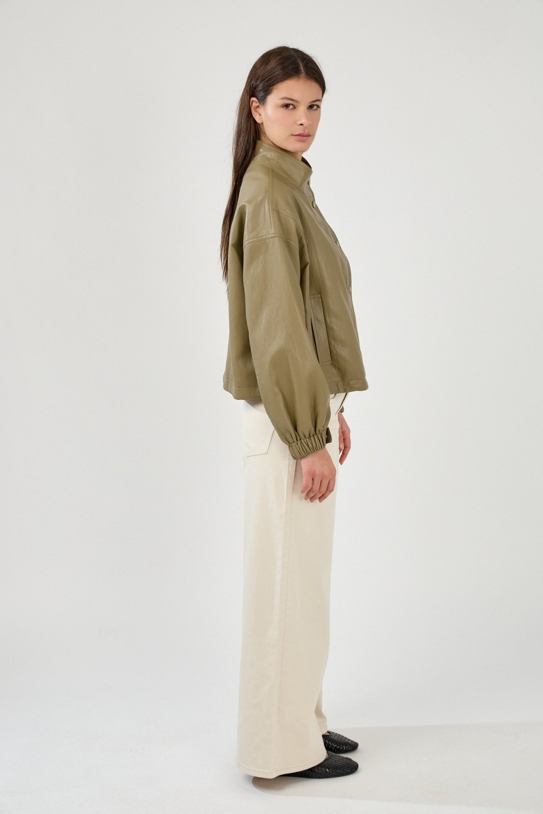 ASTRINA - Veste Kaki - Escandelle (Vue de profil droit)
#couleur_kaki