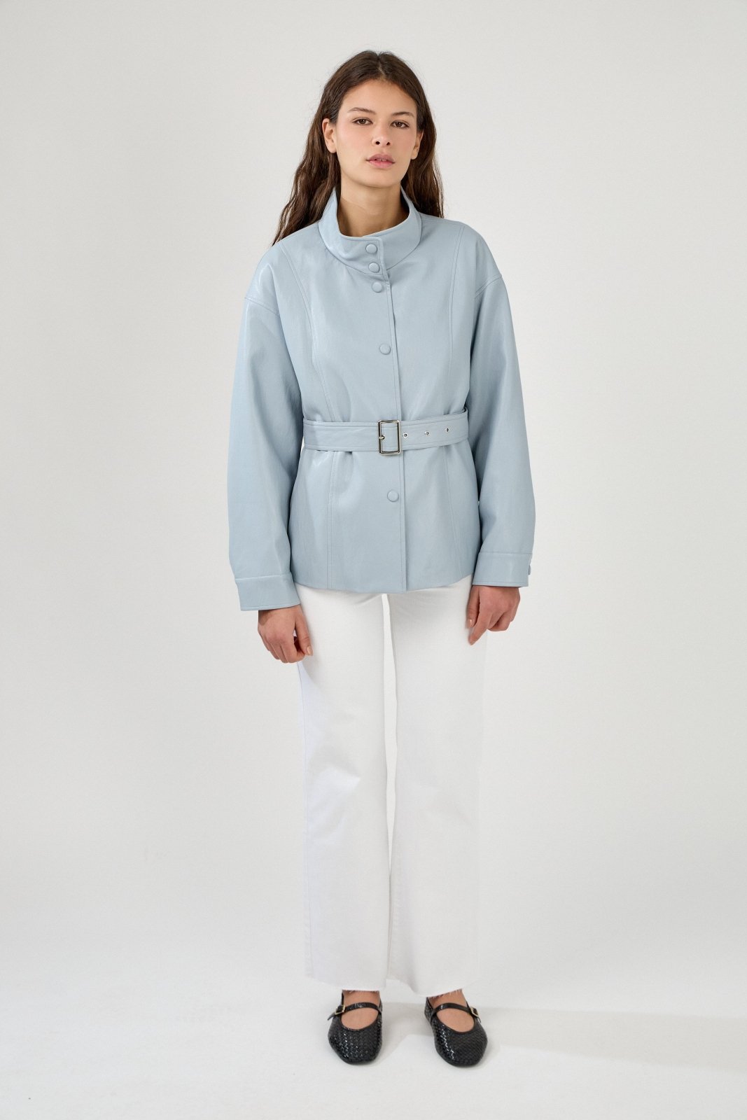 DANELLA - Veste Ciel - Escandelle (Vue de face - silhouette entière)
#couleur_ciel