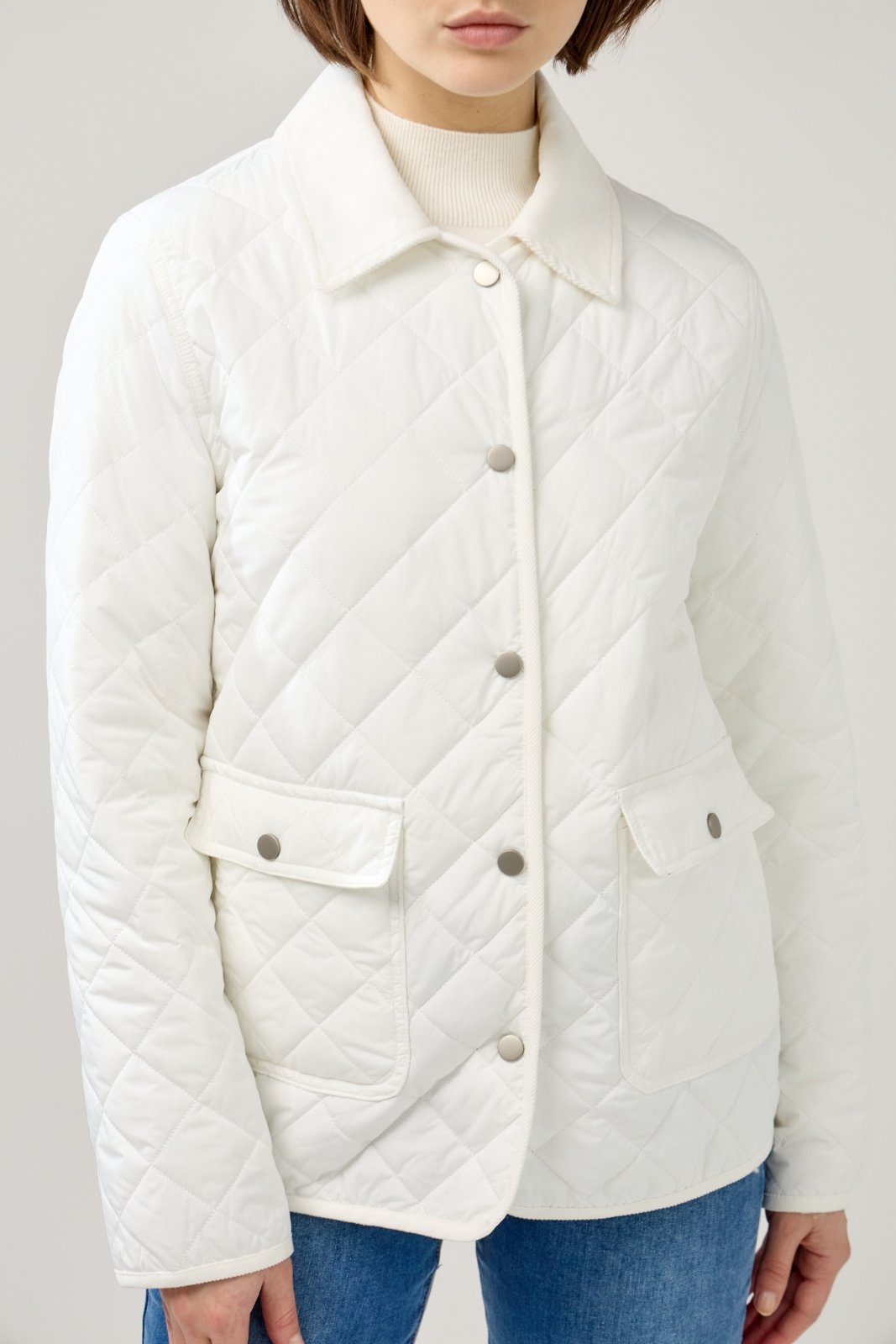 RAVELLE - Veste Blanc - Escandelle (Gros plan sur les détails et matières)
#couleur_blanc