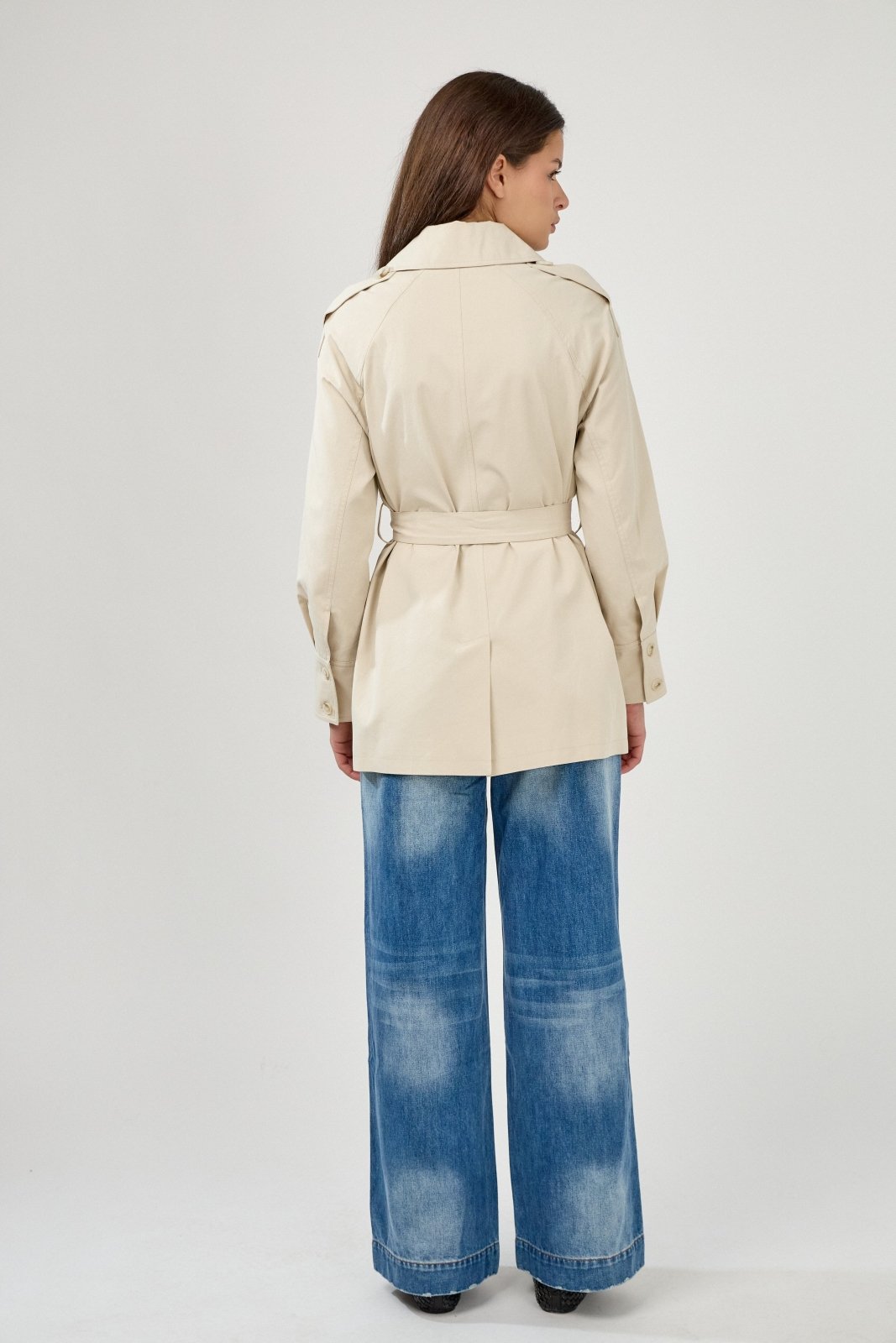 OVELINA - Trench Beige - Escandelle (Vue de dos)
#couleur_beige