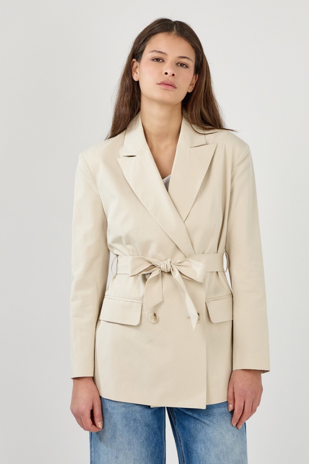 SEVILIA - Veste Beige - Escandelle (Vue de face - portrait)
#couleur_beige