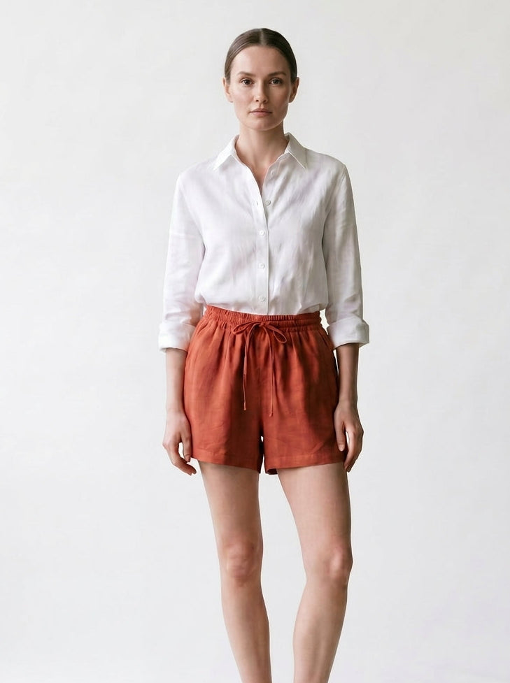 Short en lin - Elastique et lacet à la taille - poches cavalières - EscandelleParis - Brique - Devant
#couleur_brique