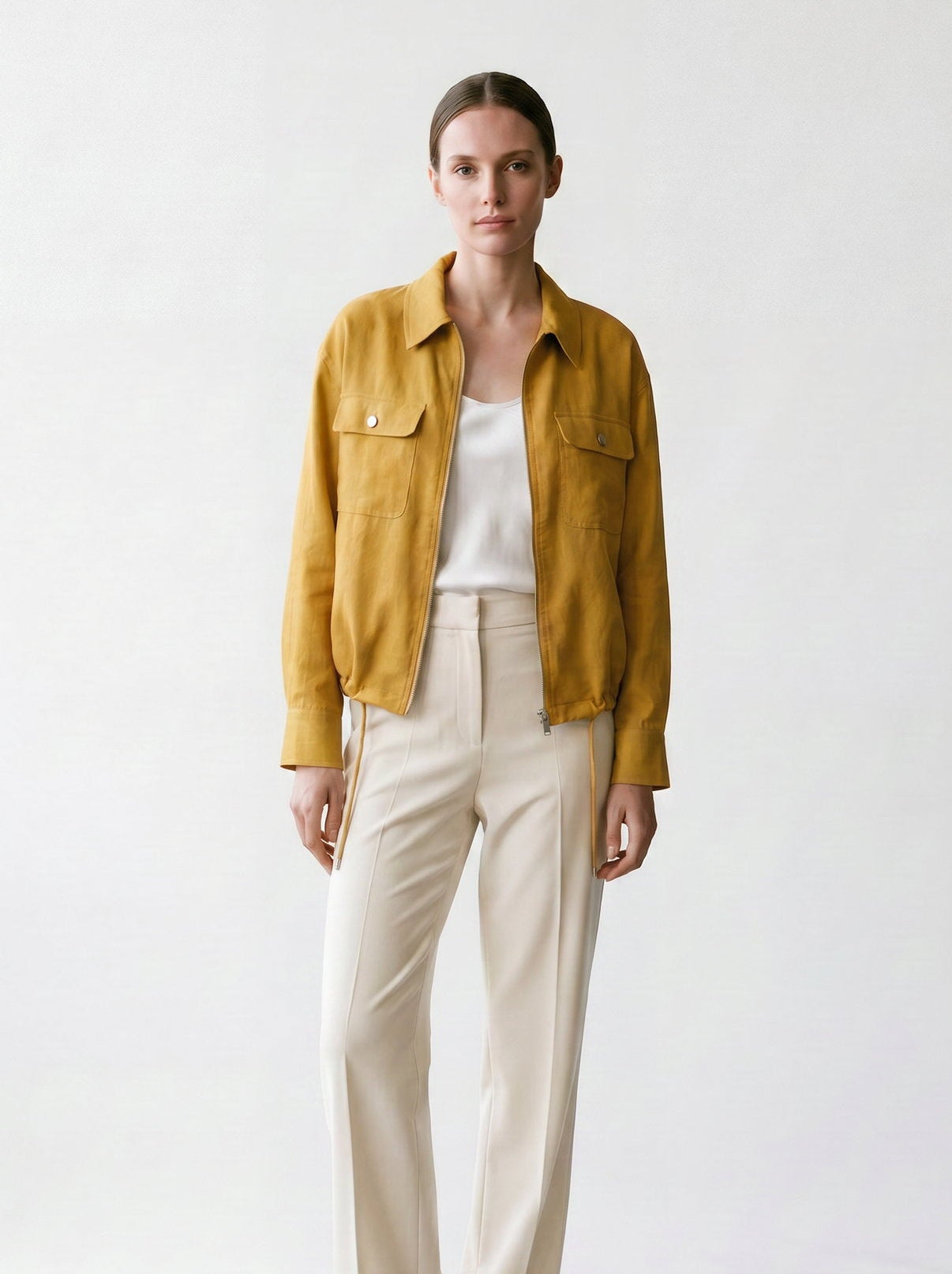 Veste à cordons - Jaune - Col français - poches - fermeture à glissière - EscandelleParis - Devant
#couleur_safran