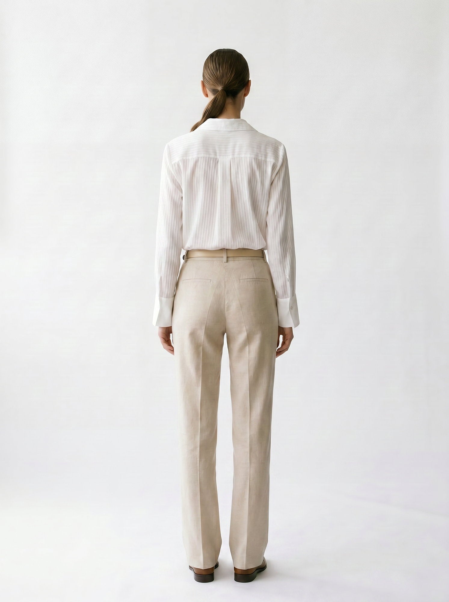 Chemise unie blanche - Empiècement dos et pli - EscandelleParis - Dos