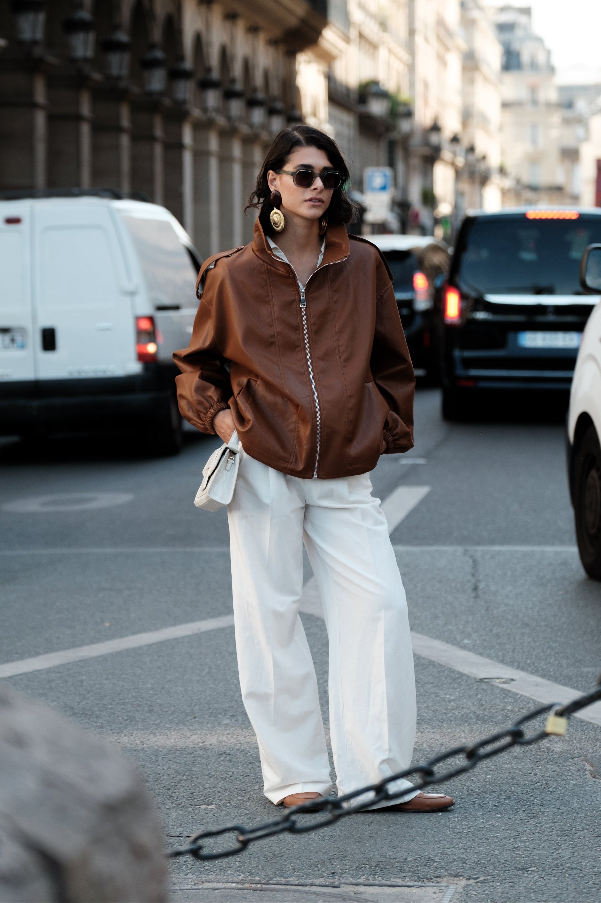 SYBILLE blouson mi-long similicuir col montant zippé camel femme - Escandelle Paris (portrait)
#couleur_camel