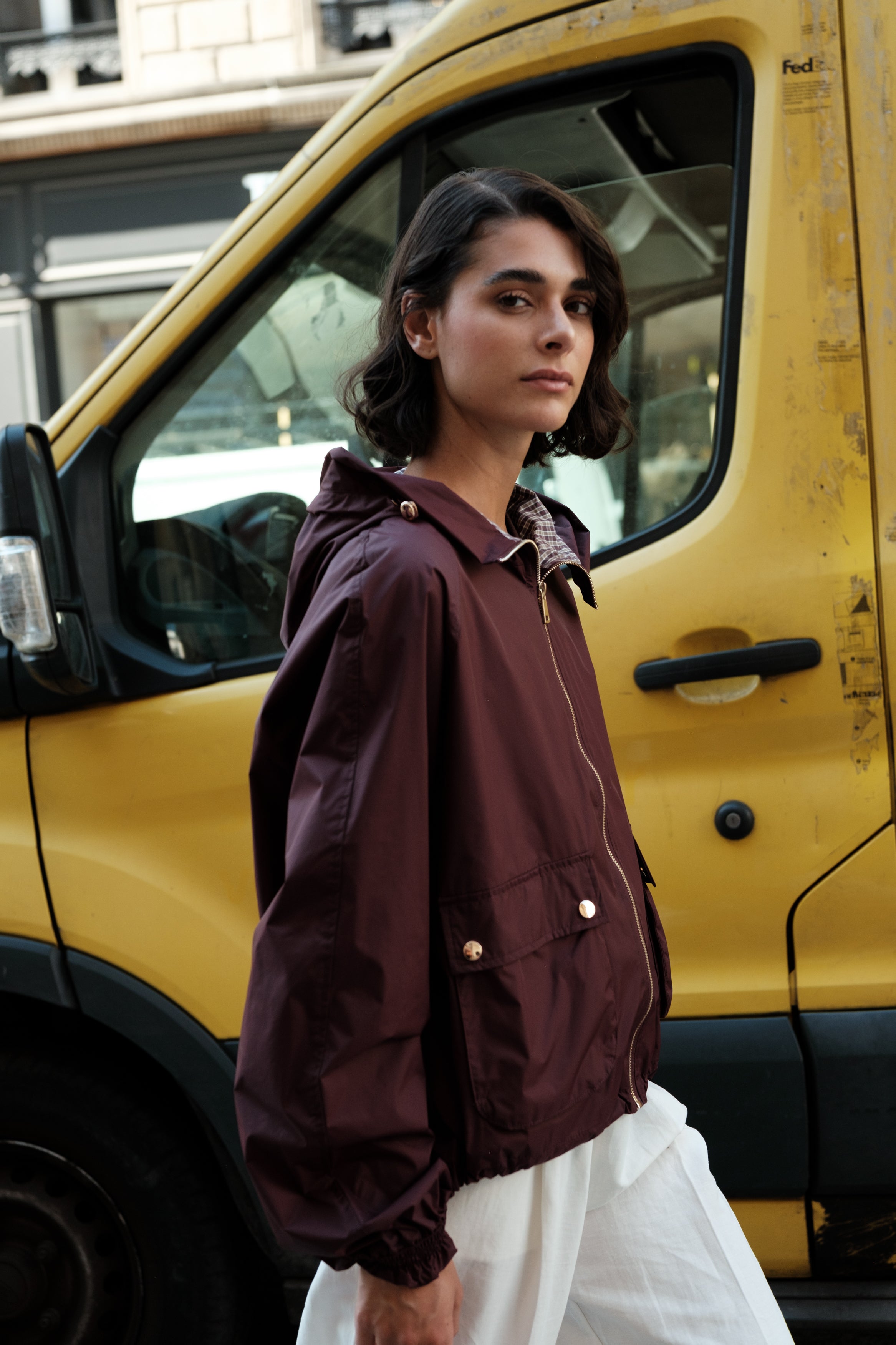 AMARAS blouson court bomber imperméable doublure carreaux lie de vin femme - Escandelle Paris (profil gauche)
#couleur_liedevin