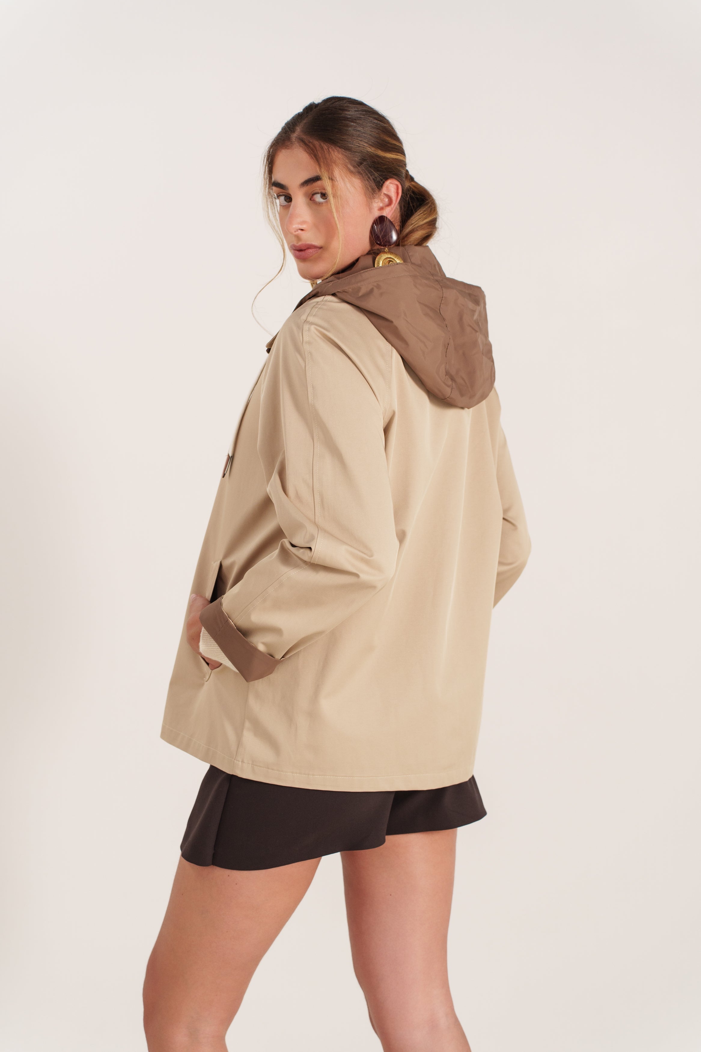MARCELLIA parka mi-longue déperlante réversible capuche boutonnée choco femme - Escandelle Paris (dos)
#couleur_choco
