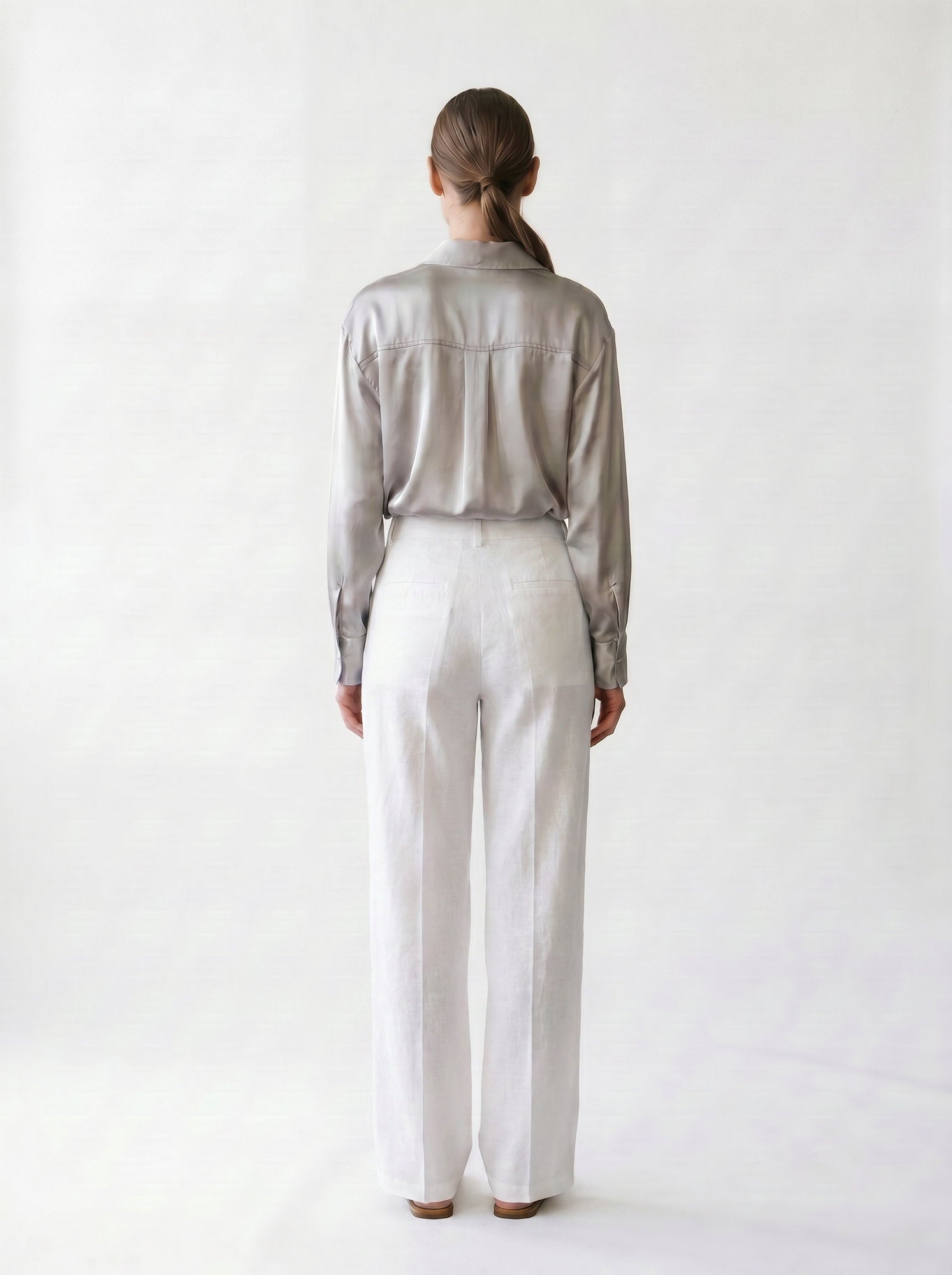 Chemise satin - boutonnière -manches ajustables - col français - EscandelleParis - gris - Dos
#couleur_gris