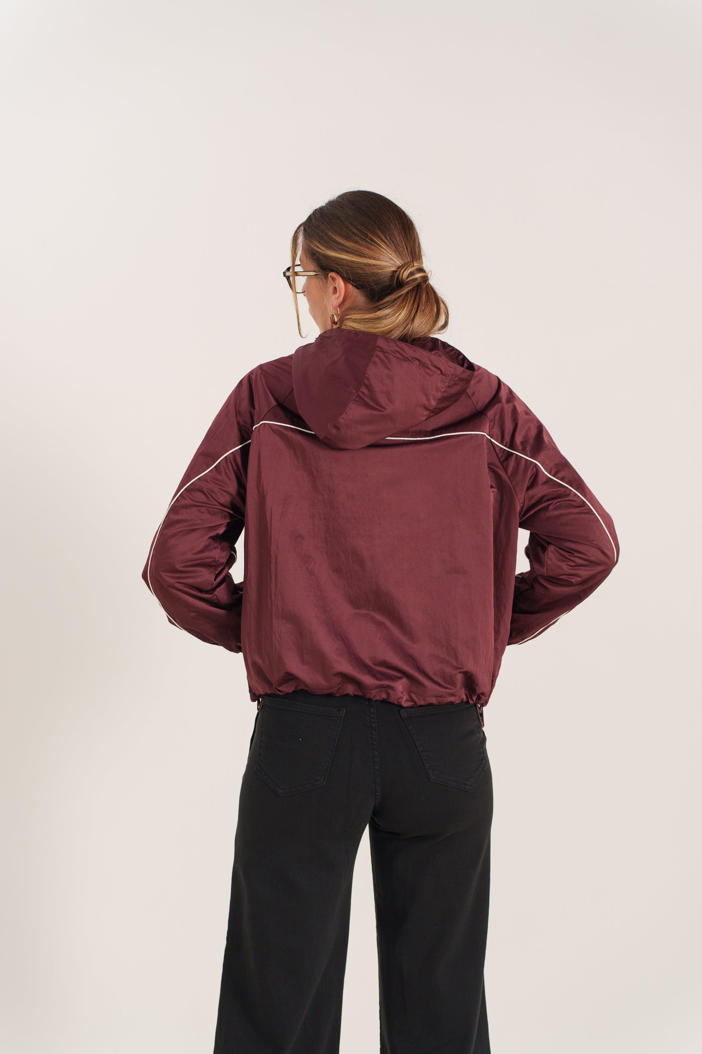 MARIANE blouson bomber court sportswear uni lie de vin femme - Escandelle Paris (dos)
#couleur_liedevin