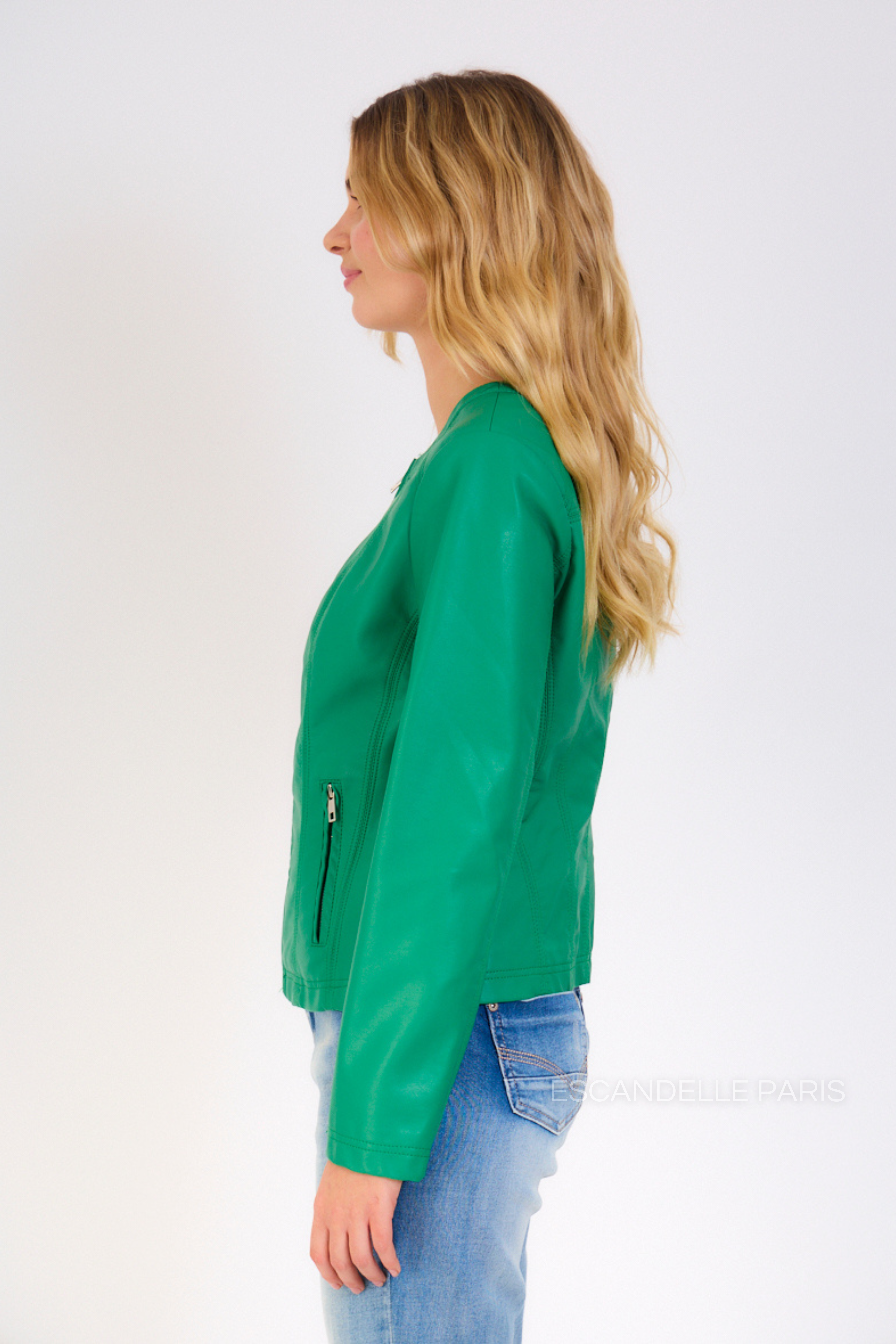 RHÉA - Chaqueta de piel sintética con cuello redondo