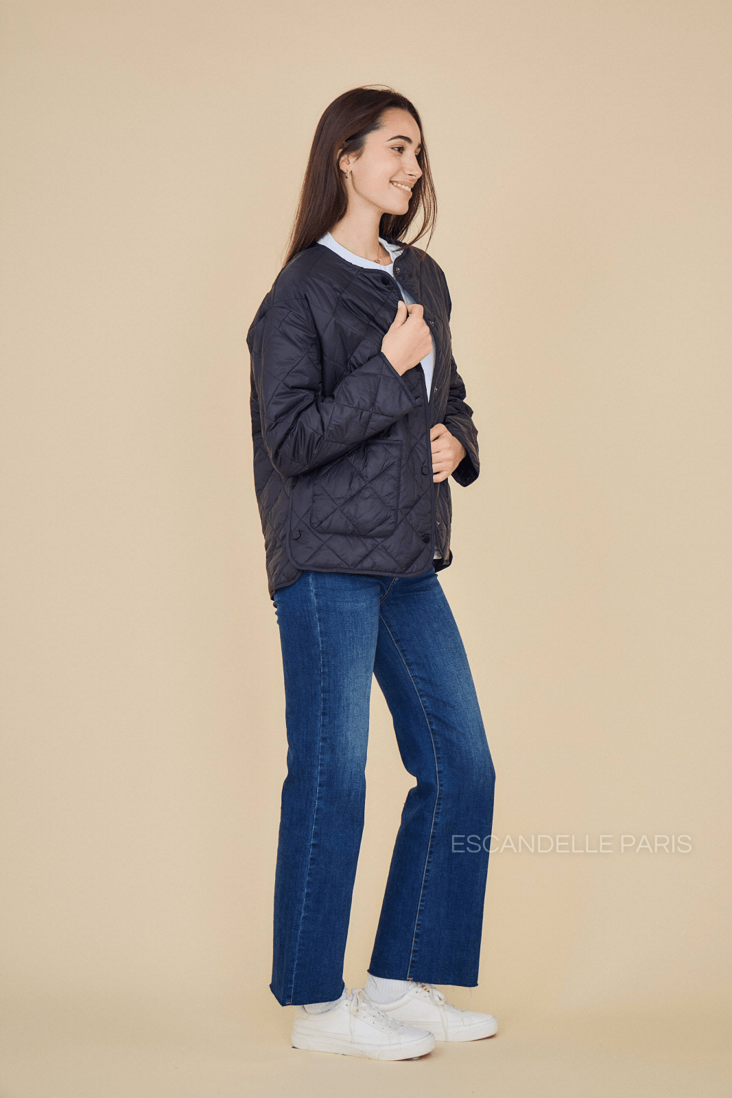 VICTOIRE veste matelassée mi-longue losanges noir femme - Escandelle Paris (profil droit)
#couleur_noir