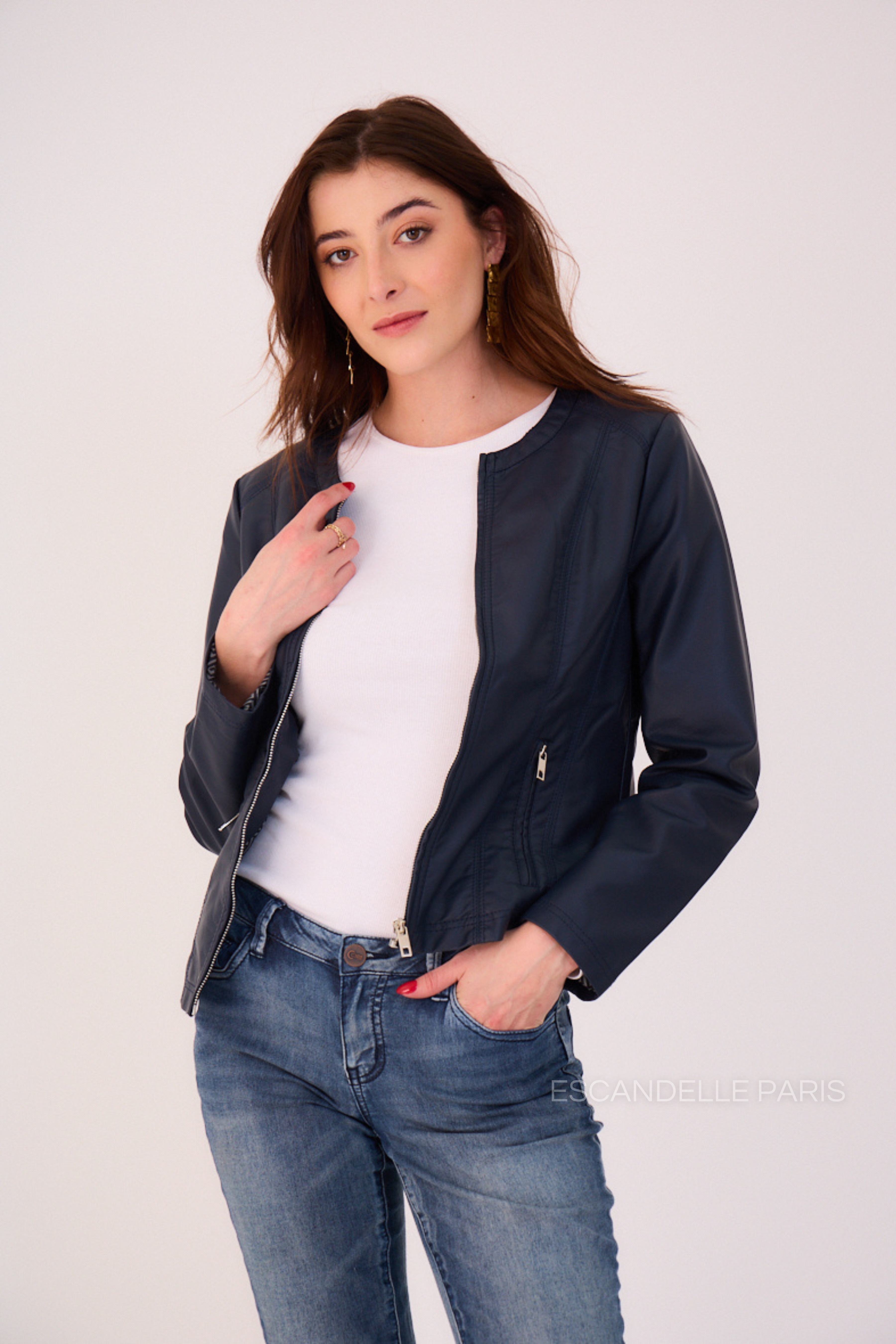 RHÉA - Chaqueta de piel sintética con cuello redondo