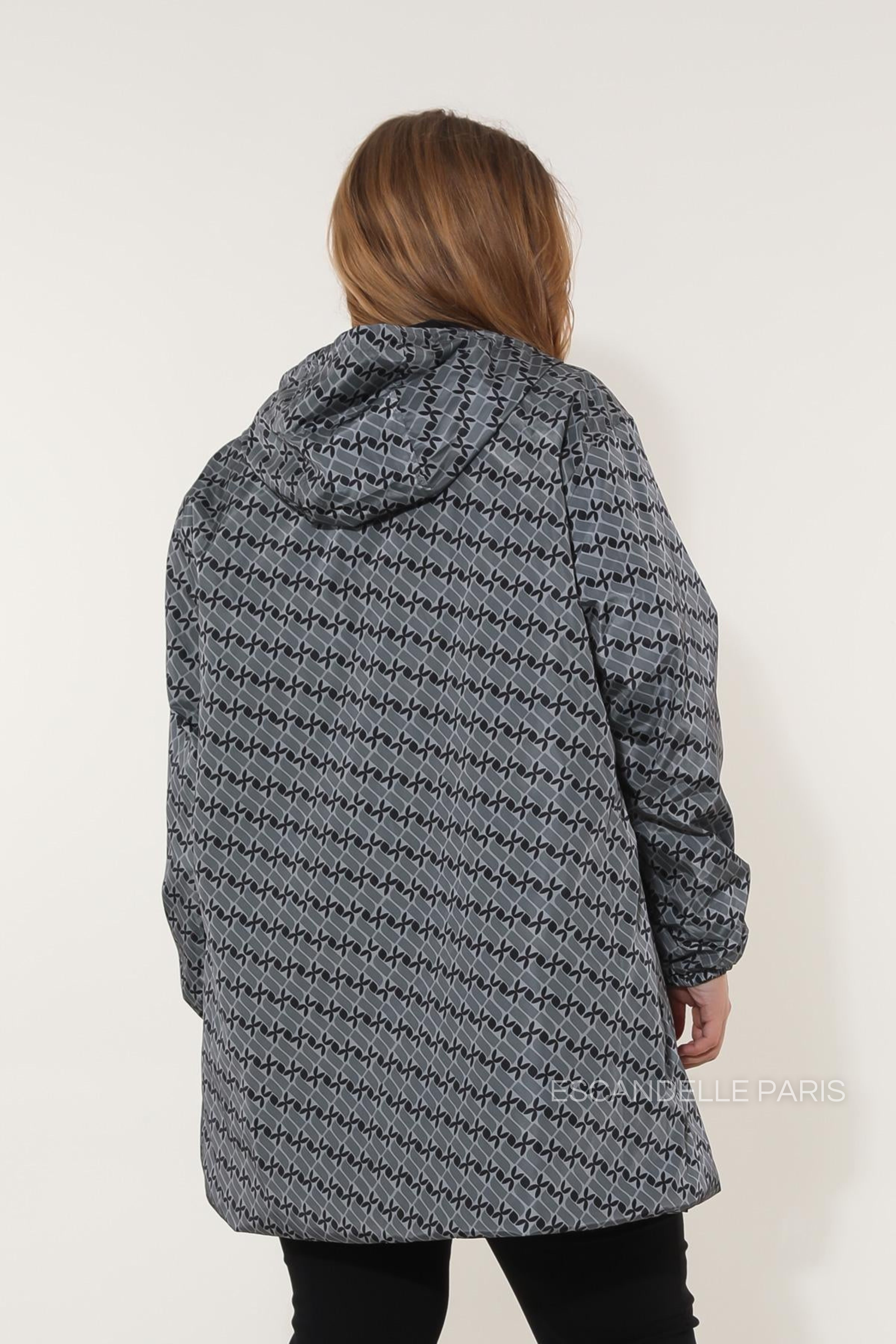 Parka larga reversible estampada