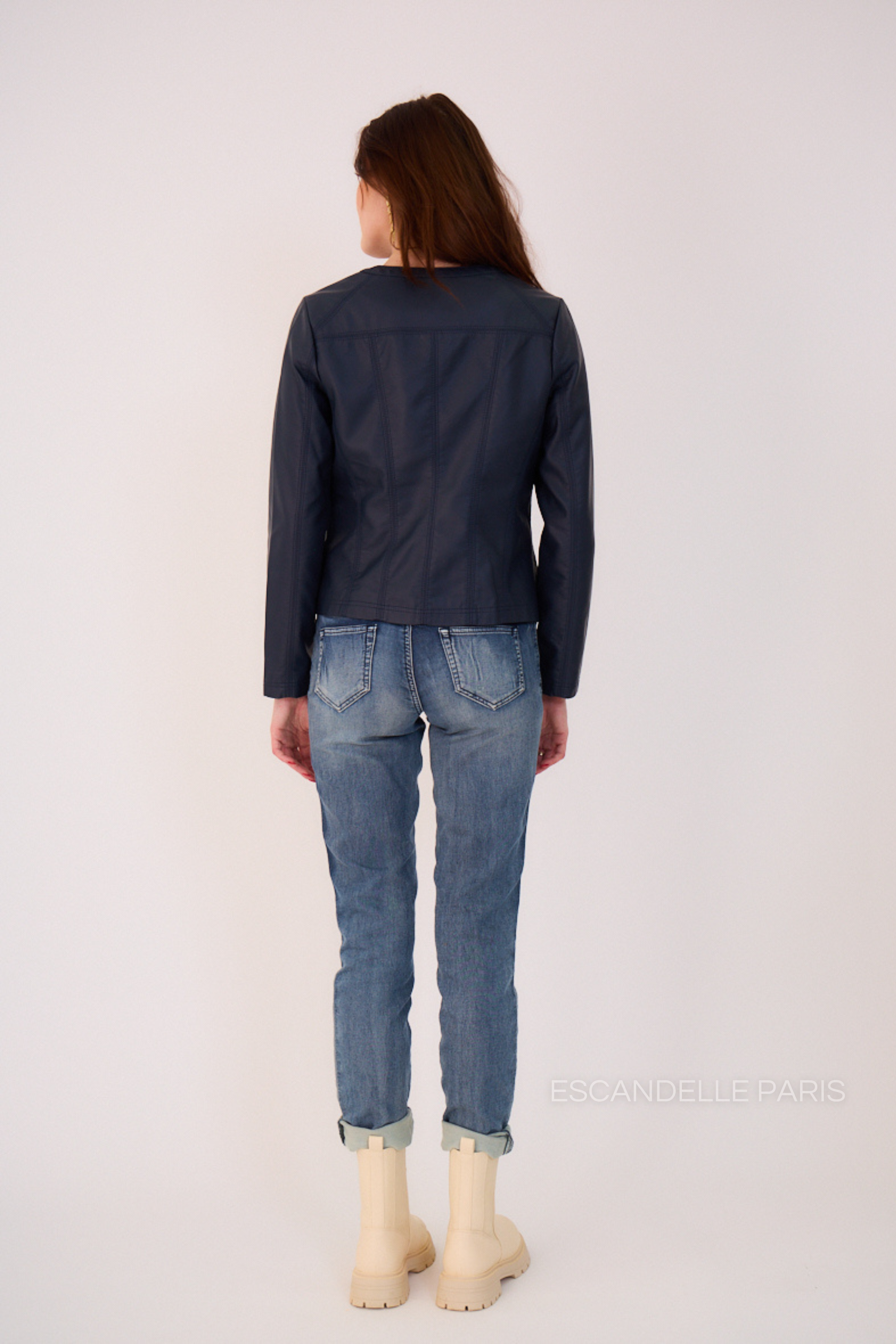 RHÉA - Chaqueta de piel sintética con cuello redondo