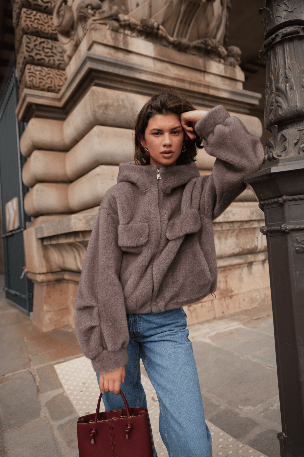 AMBRE - Manteau Gris - Escandelle (Vue de face - portrait)
#couleur_gris