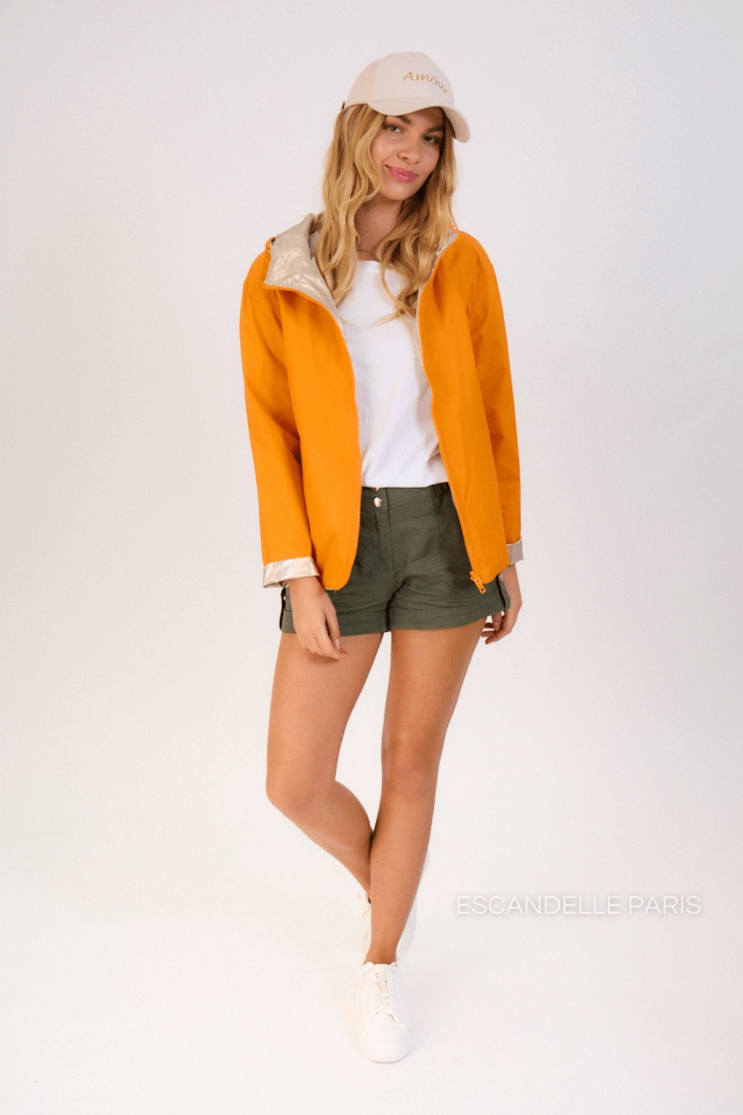 APRIL parka courte réversible métallisée orange femme - Escandelle Paris (silhouette entière)
#couleur_orange