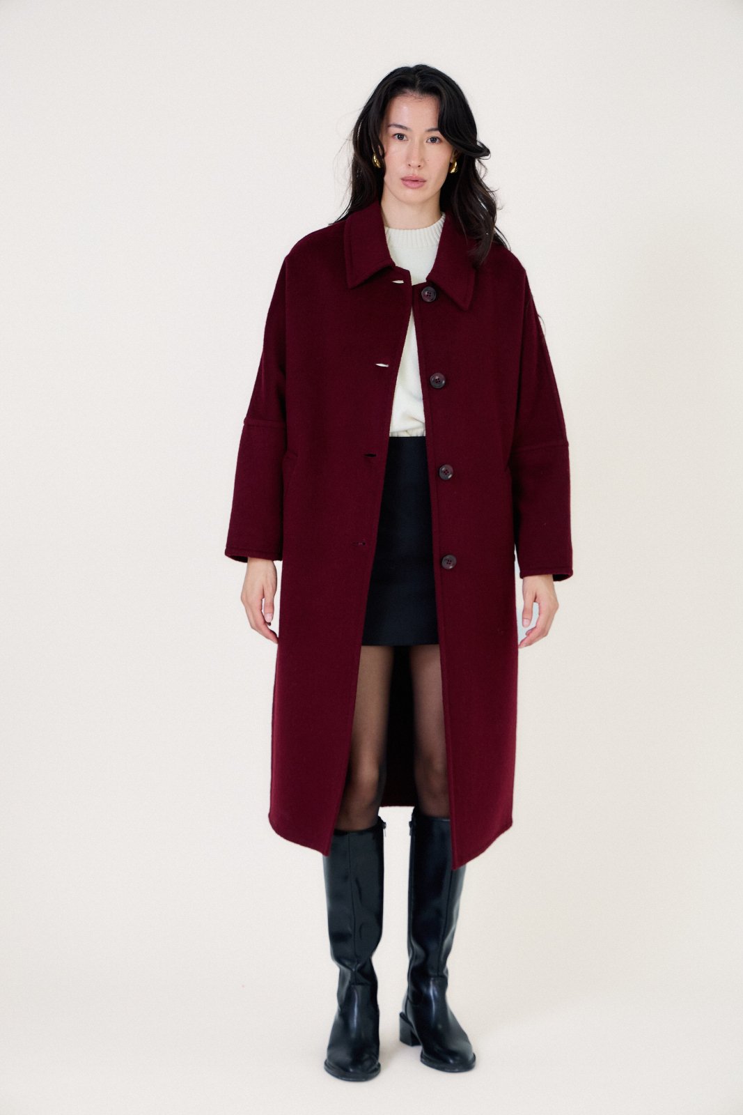 CELESTE manteau long laine oversize col chemise bordeaux femme - Escandelle Paris (silhouette entière)
#couleur_bordeaux