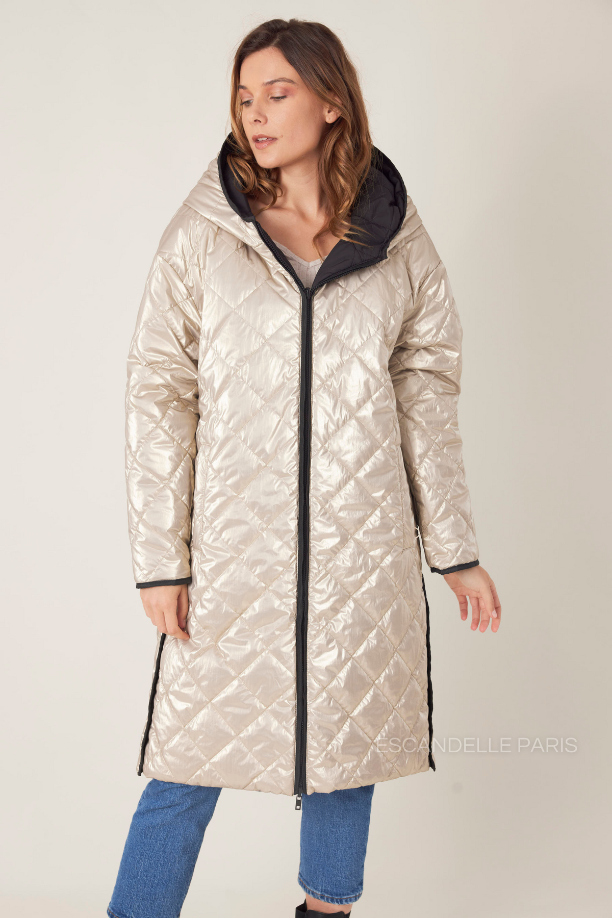 CHARLIE doudoune longue matelassée réversible imperméable métallisée capuche noir femme - Escandelle Paris (portrait)
#couleur_noir