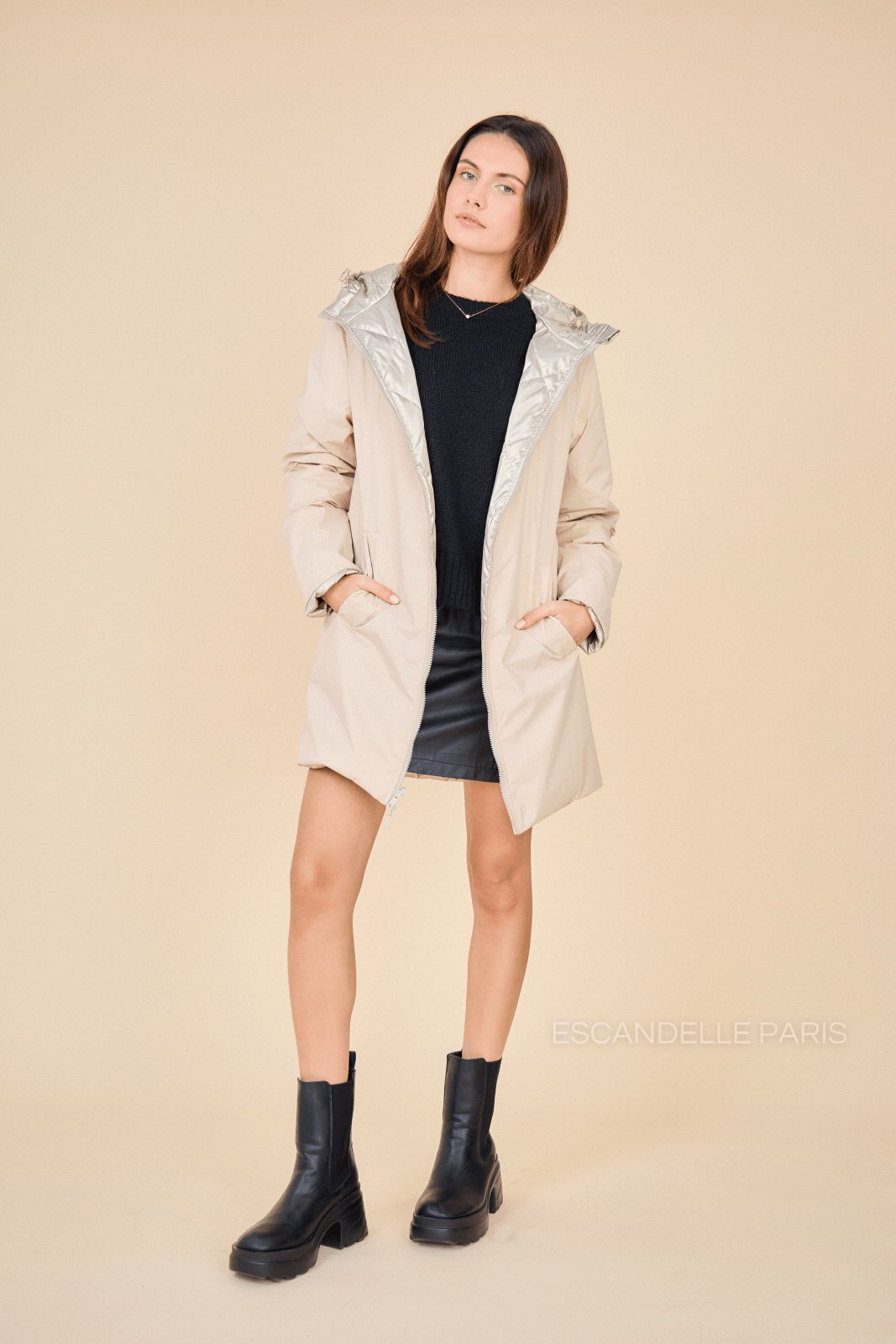 DANAÉ manteau mi-long réversible matelassé beige femme - Escandelle Paris (côté beige imperméable)
#couleur_beige