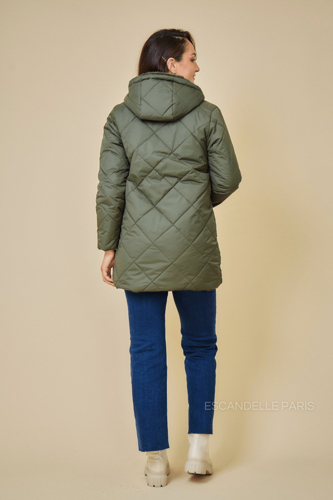 GEMMA parka longue réversible fourrée kaki femme - Escandelle Paris (vue de dos)
#couleur_kaki