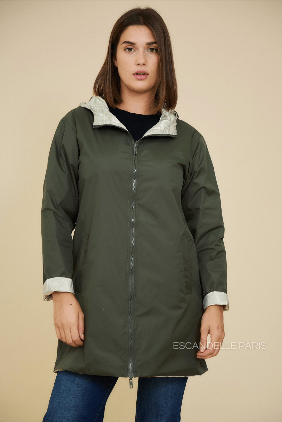 JUNE parka longue imperméable réversible métallisée kaki femme - Escandelle Paris (dos)
#couleur_kaki