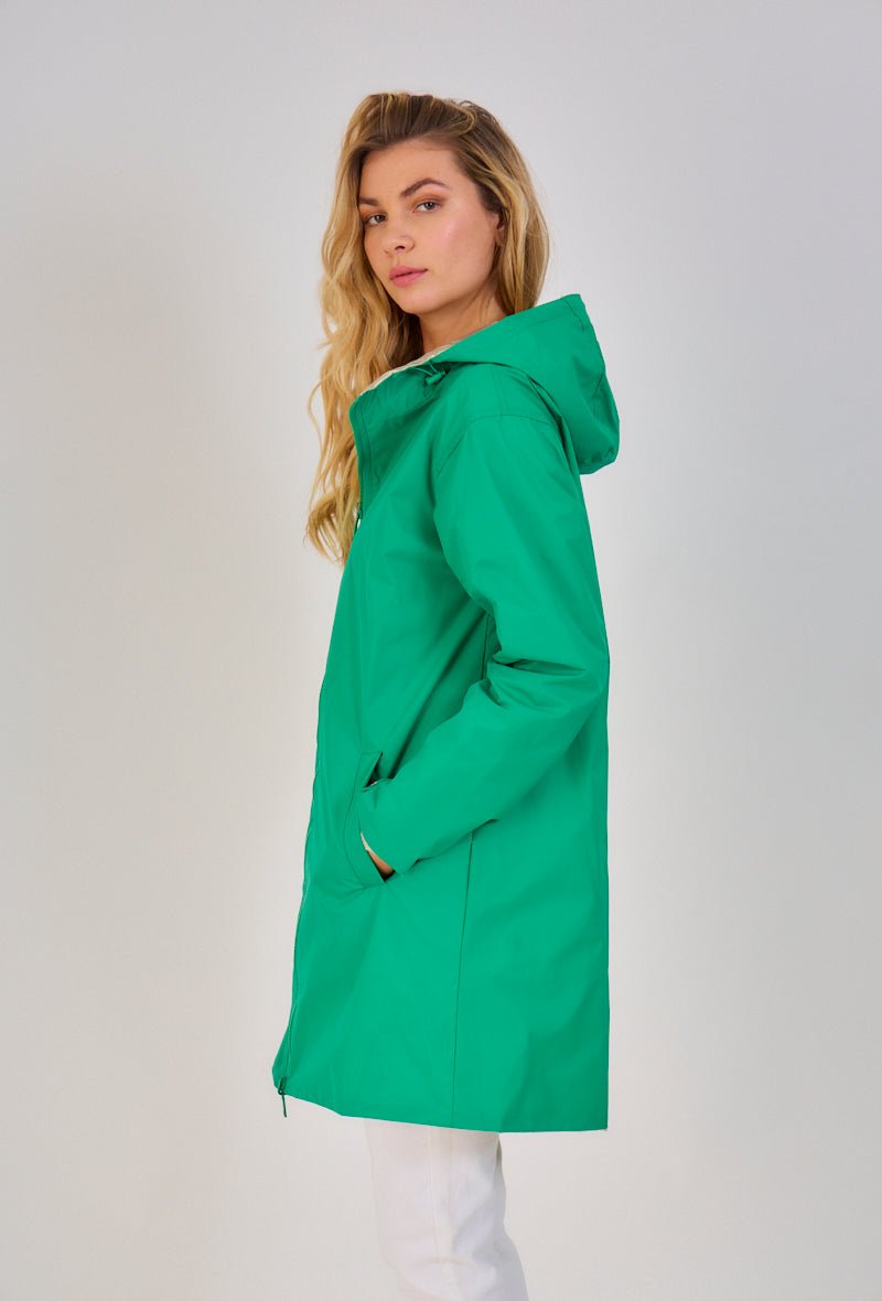 JUNE parka longue imperméable réversible métallisée vert femme - Escandelle Paris (profil gauche)
#couleur_vert