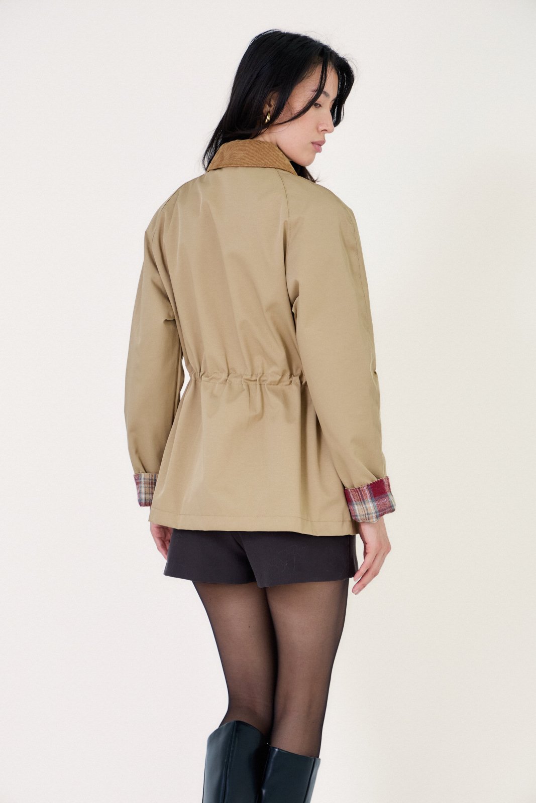 MARLEY veste mi-longue déperlante beige femme - Escandelle Paris (dos)
#couleur_beige