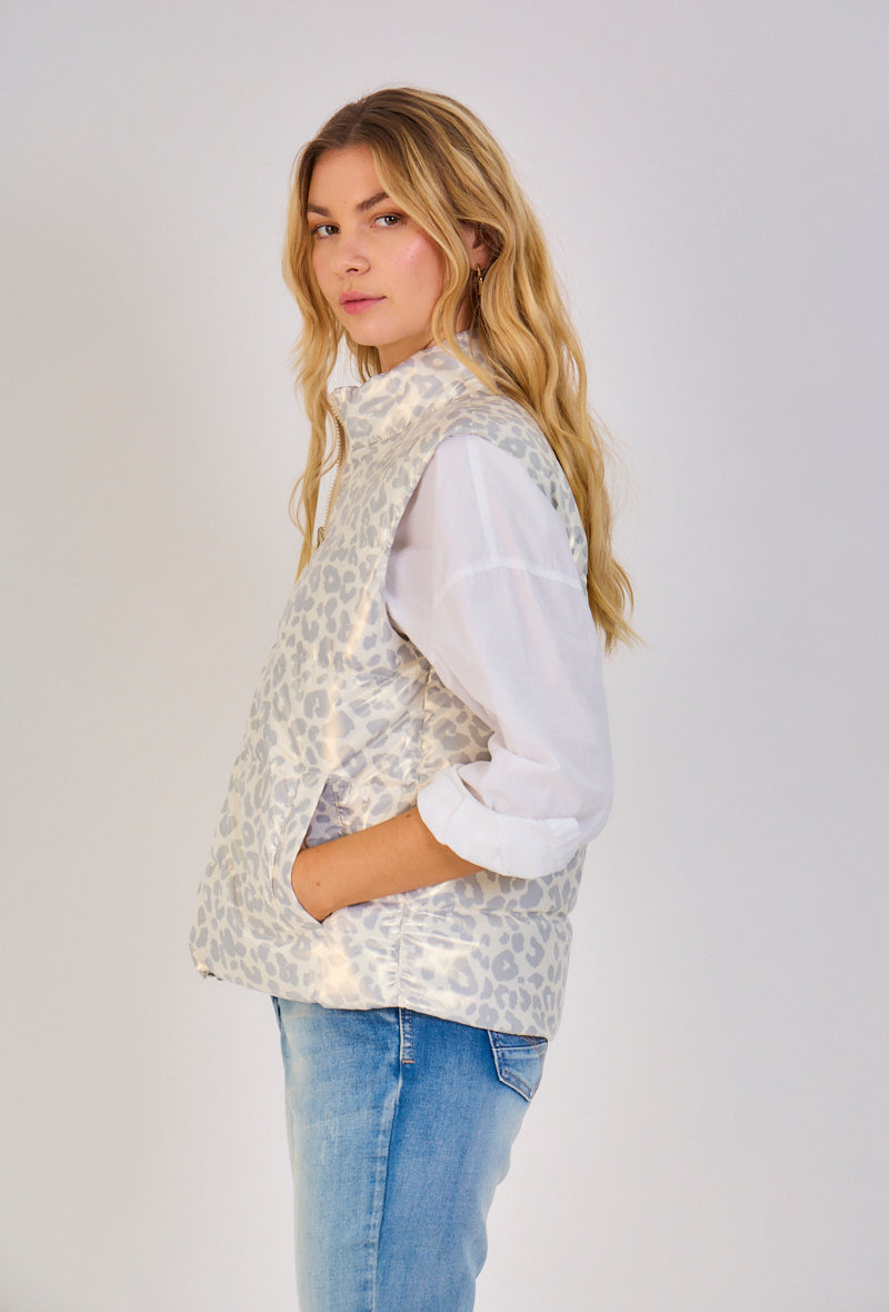 Gilet doudoune tendance leopard sans manches