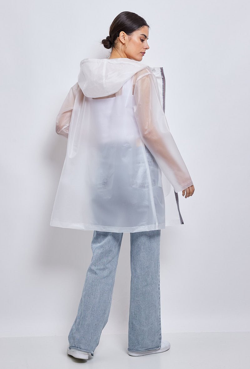 AURA imperméable coupe-vent semi-transparent blanc femme - Escandelle Paris (vue de dos)
#couleur_blanc