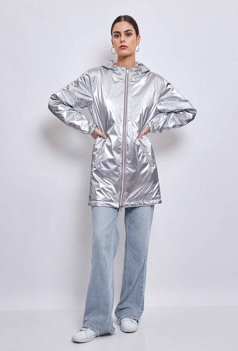 ARA - Parka Argent - Escandelle (Vue de face - silhouette entière - parka imperméable zip fermé)
#couleur_argent
