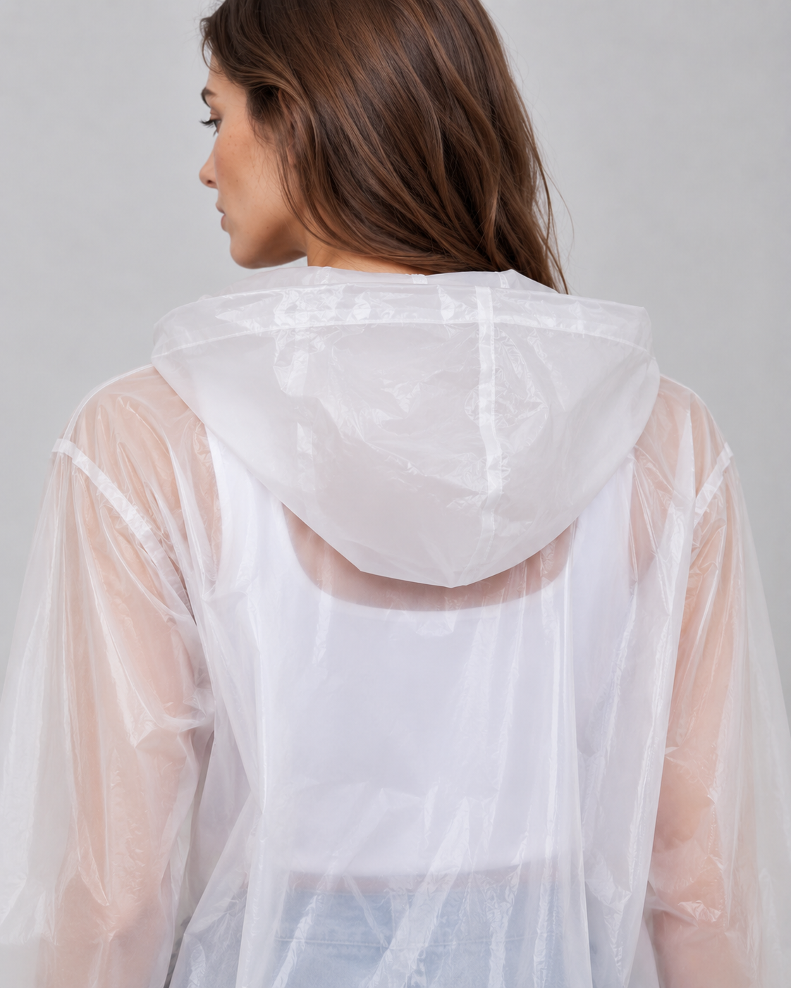 AURA imperméable long semi-transparent à capuche zip tricolore blanc femme - Escandelle Paris (dos capuche)
#couleur_blanc