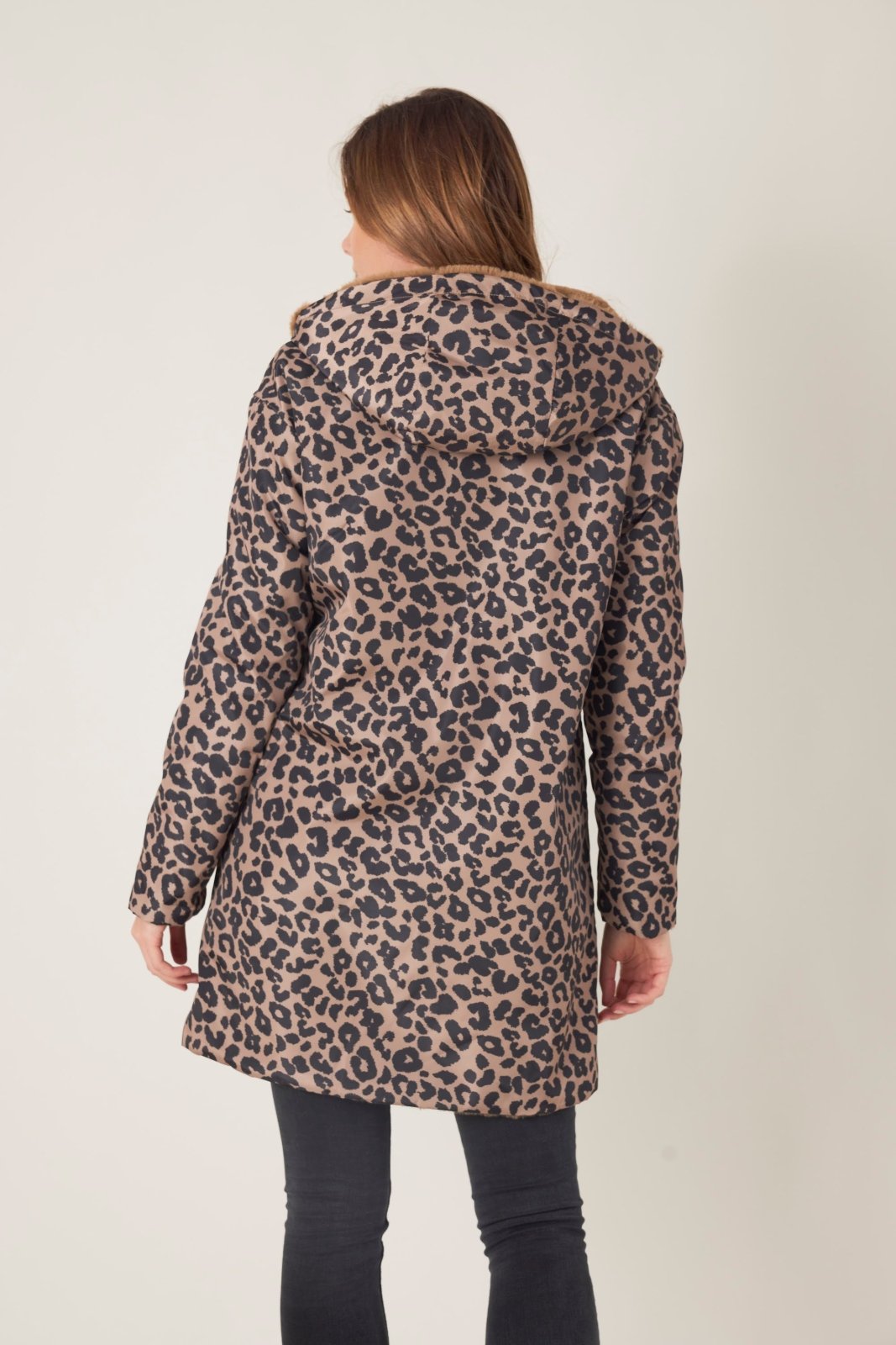 SAVANNAH - Parka Taupe - Escandelle (Vue de dos)
#couleur_taupe